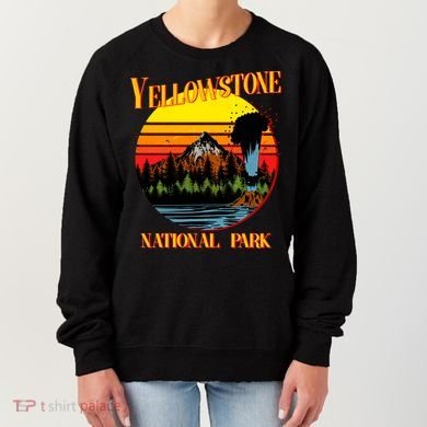 Retro Yellowstone National Park Women's Sweatshirt
