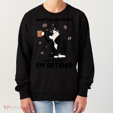 Retired Funny Cat Retirement Women's Sweatshirt