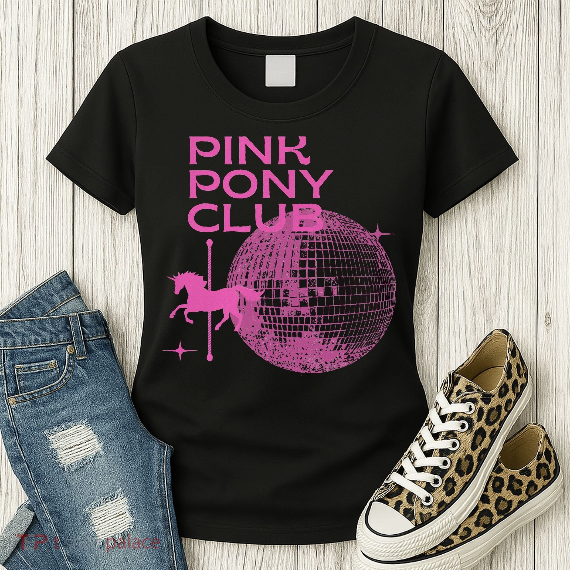 Retro Funny IM Gonna Keep On Dancing Pink Pony Clubs Disco Women's T-Shirt