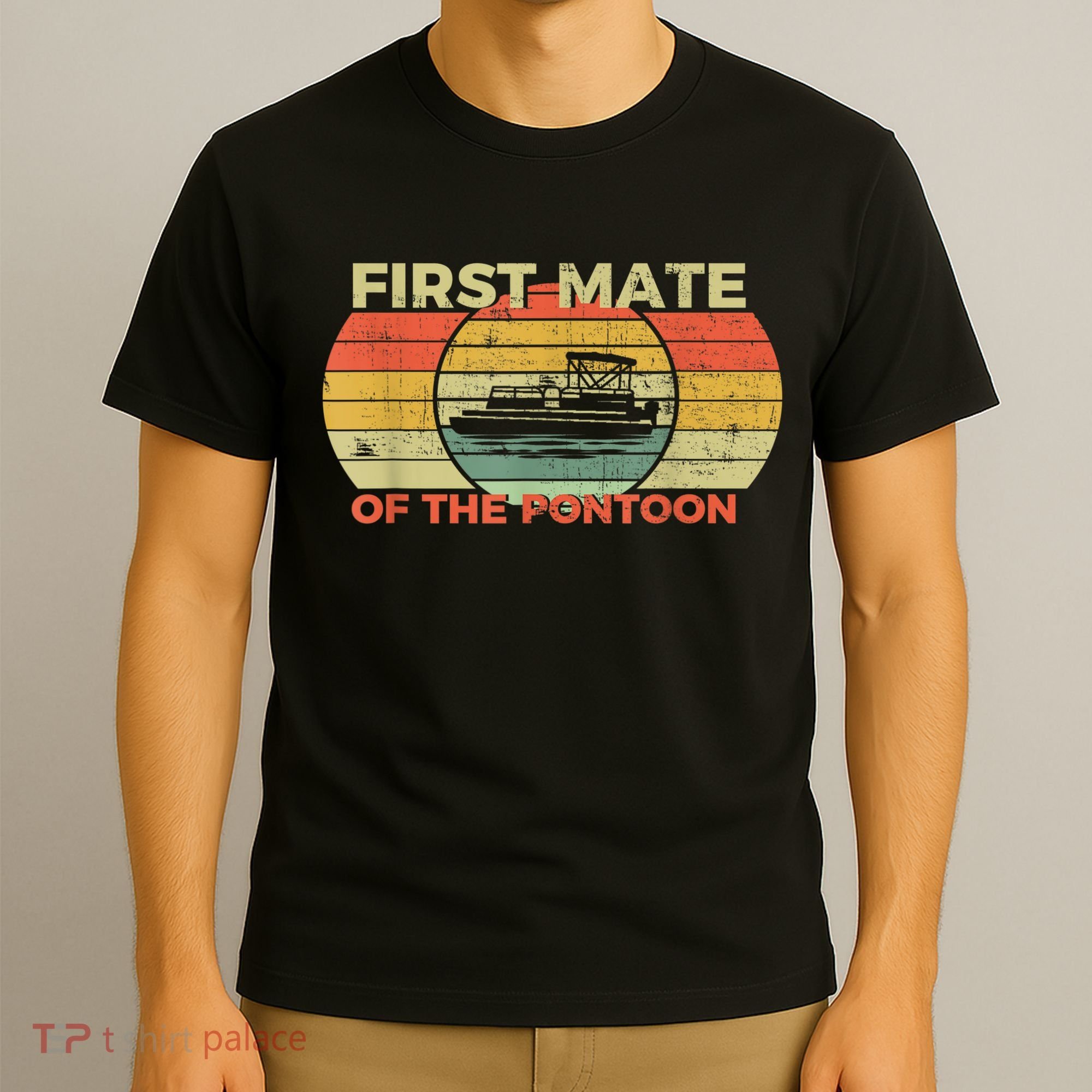 Retro First Mate Pontoon Captain Boat Boating Pontooning T-Shirt