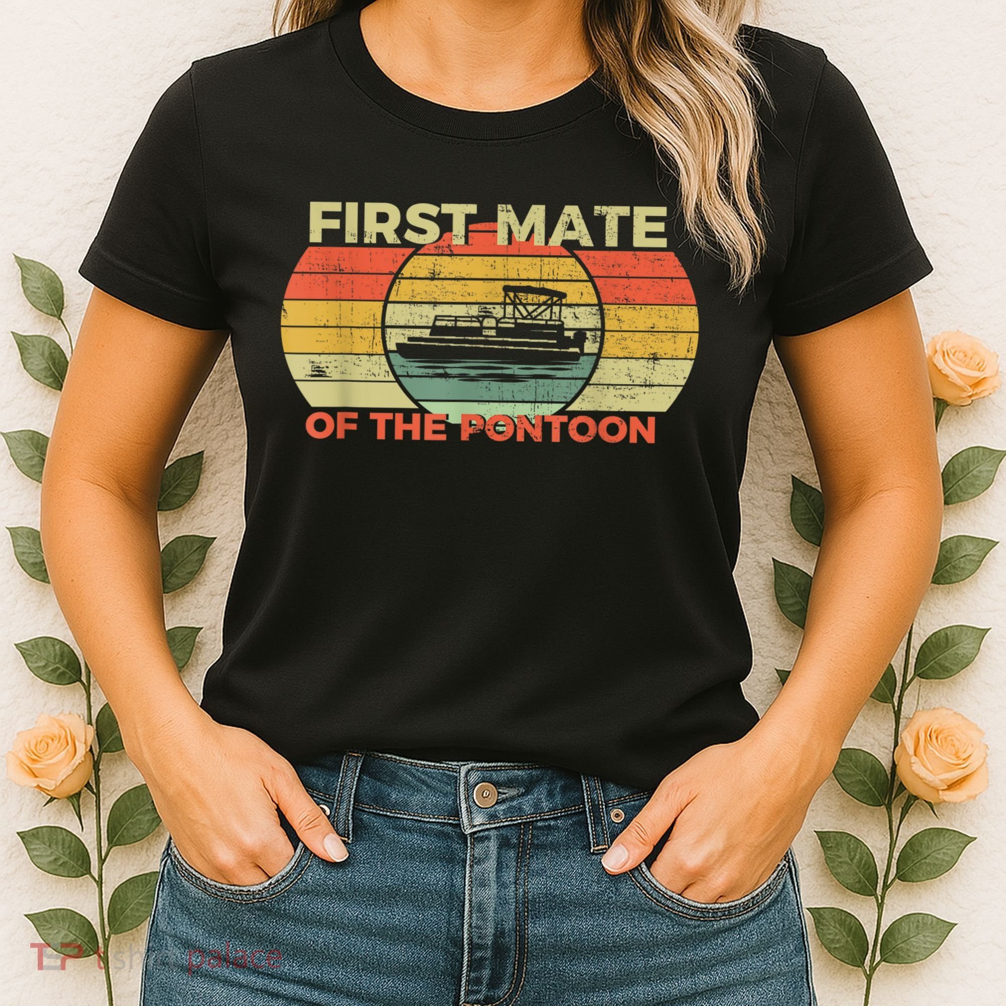 Retro First Mate Pontoon Captain Boat Boating Pontooning Women's T-Shirt