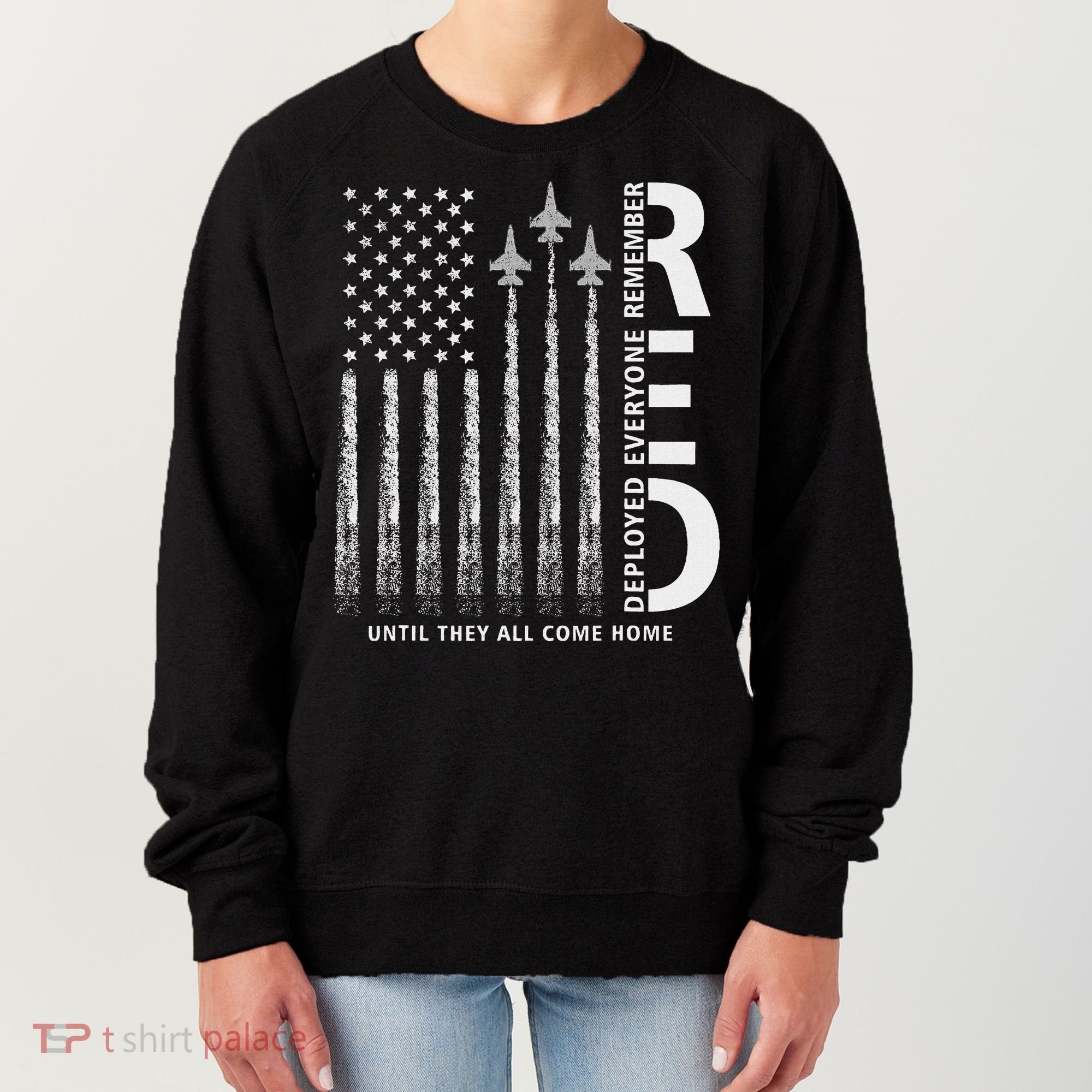Red Friday Remember Everyone Deployed Military American Flag Women's Sweatshirt