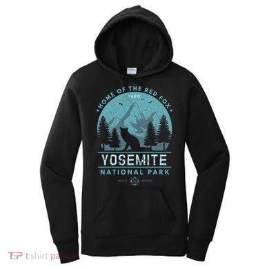 Red Fox Wilderness Gift Yosemite National Park California Women's Hoodie