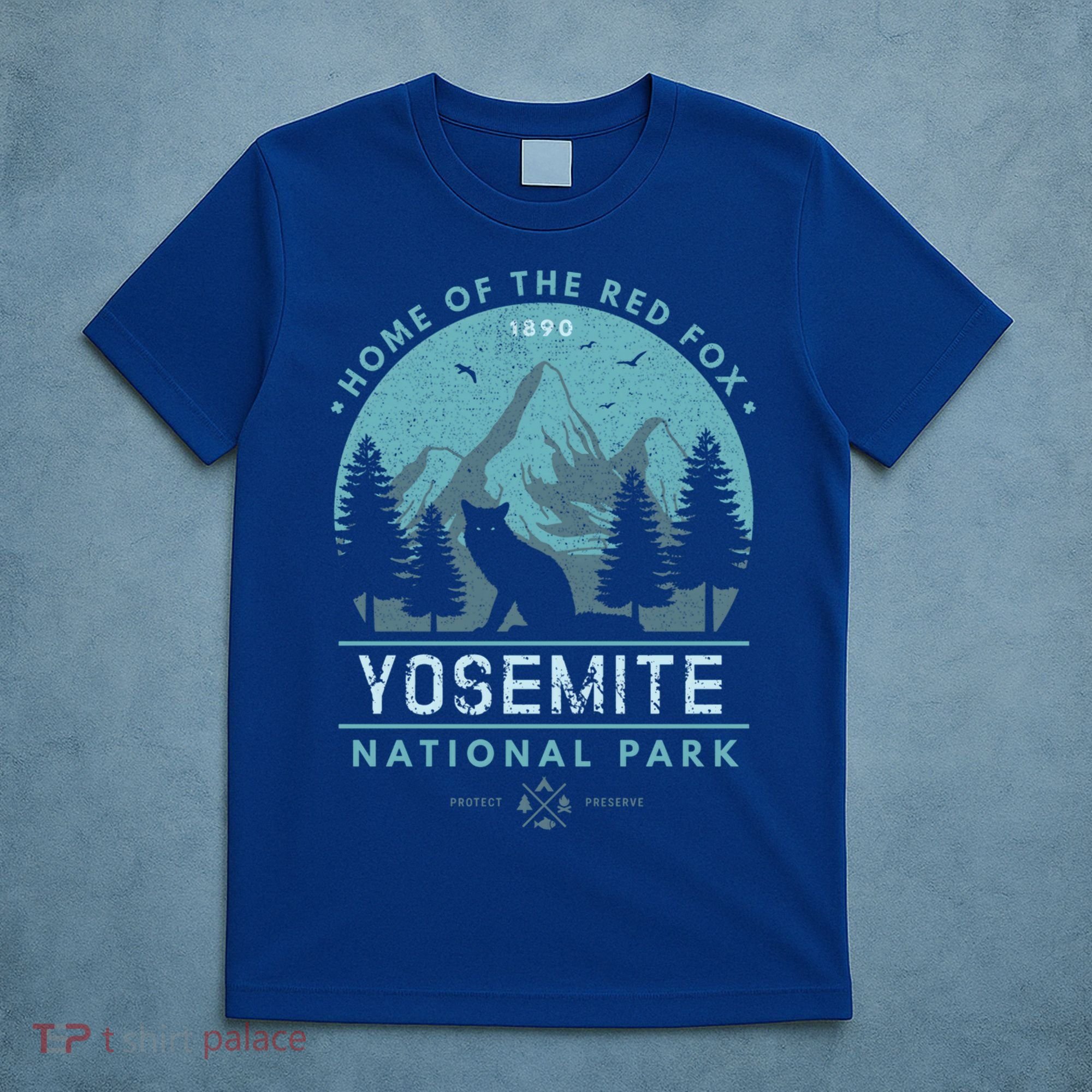 Red Fox Wilderness Gift Yosemite National Park California T-Shirt