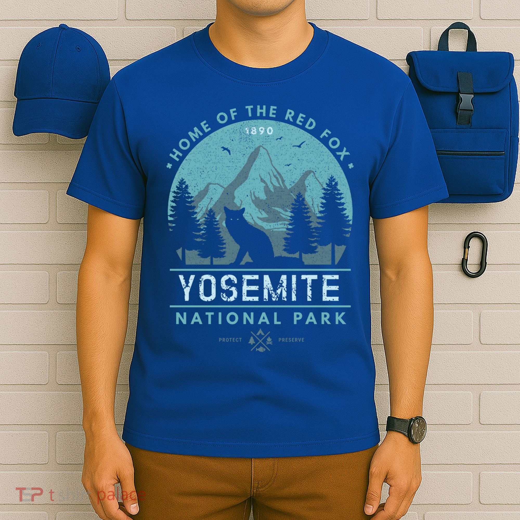 Red Fox Wilderness Gift Yosemite National Park California T-Shirt