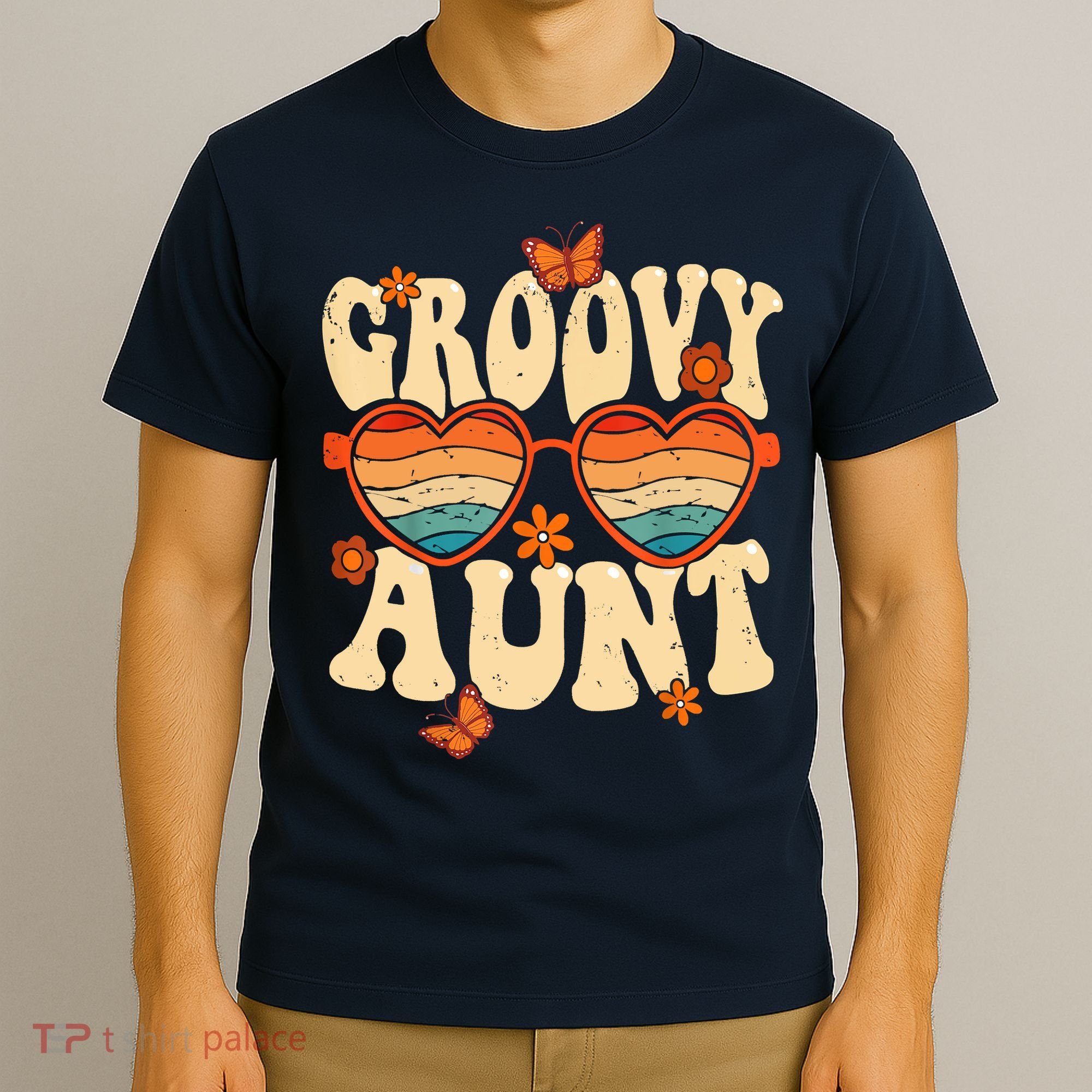 Retro Groovy Aunt 70s Aesthetic 1970's Mother's Day T-Shirt