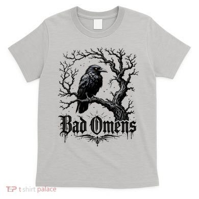 Raven Gothic Art Crow Design Great Gift T-Shirt