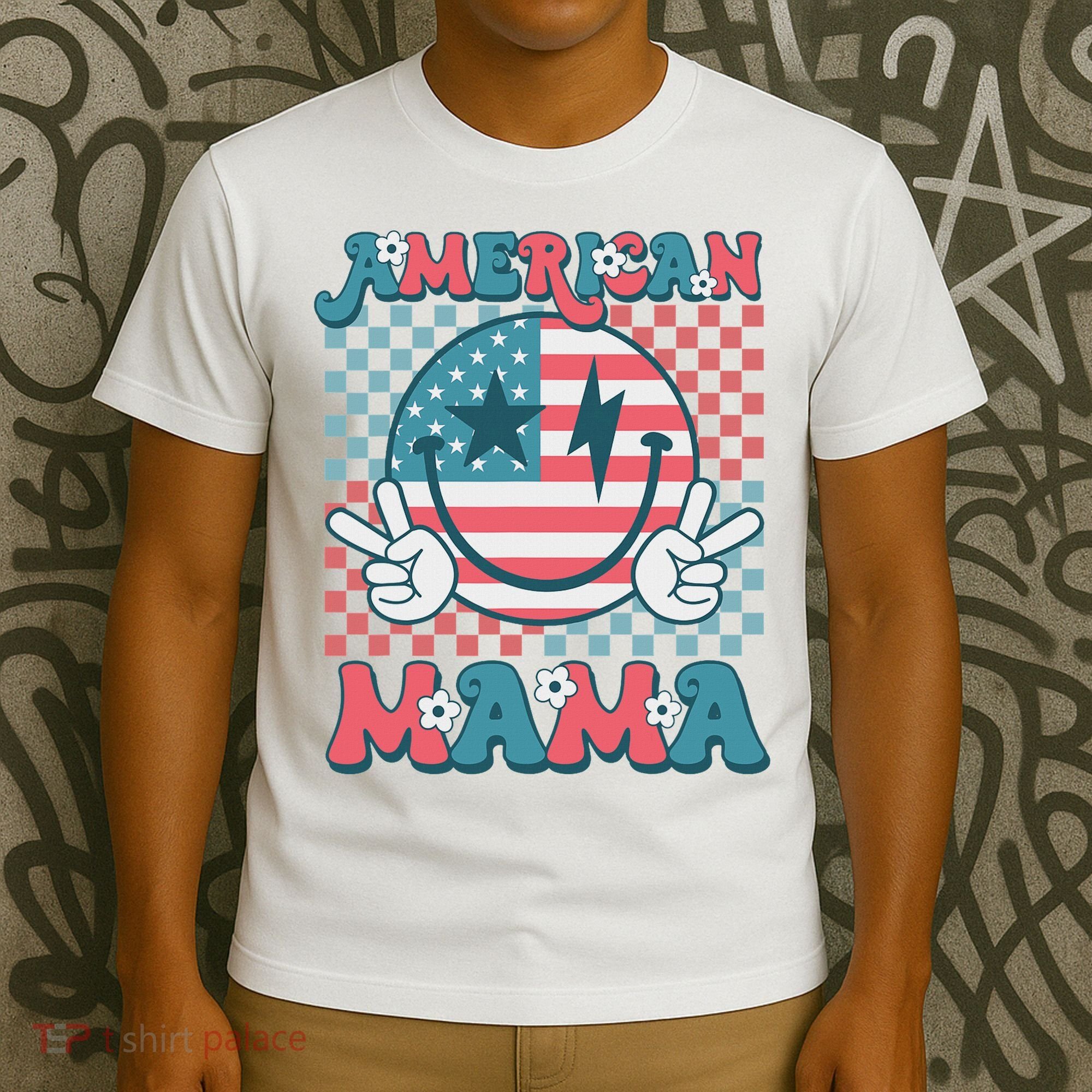 Retro Groovy Fourth 4th Of July Smile For Mom American Mama T-Shirt
