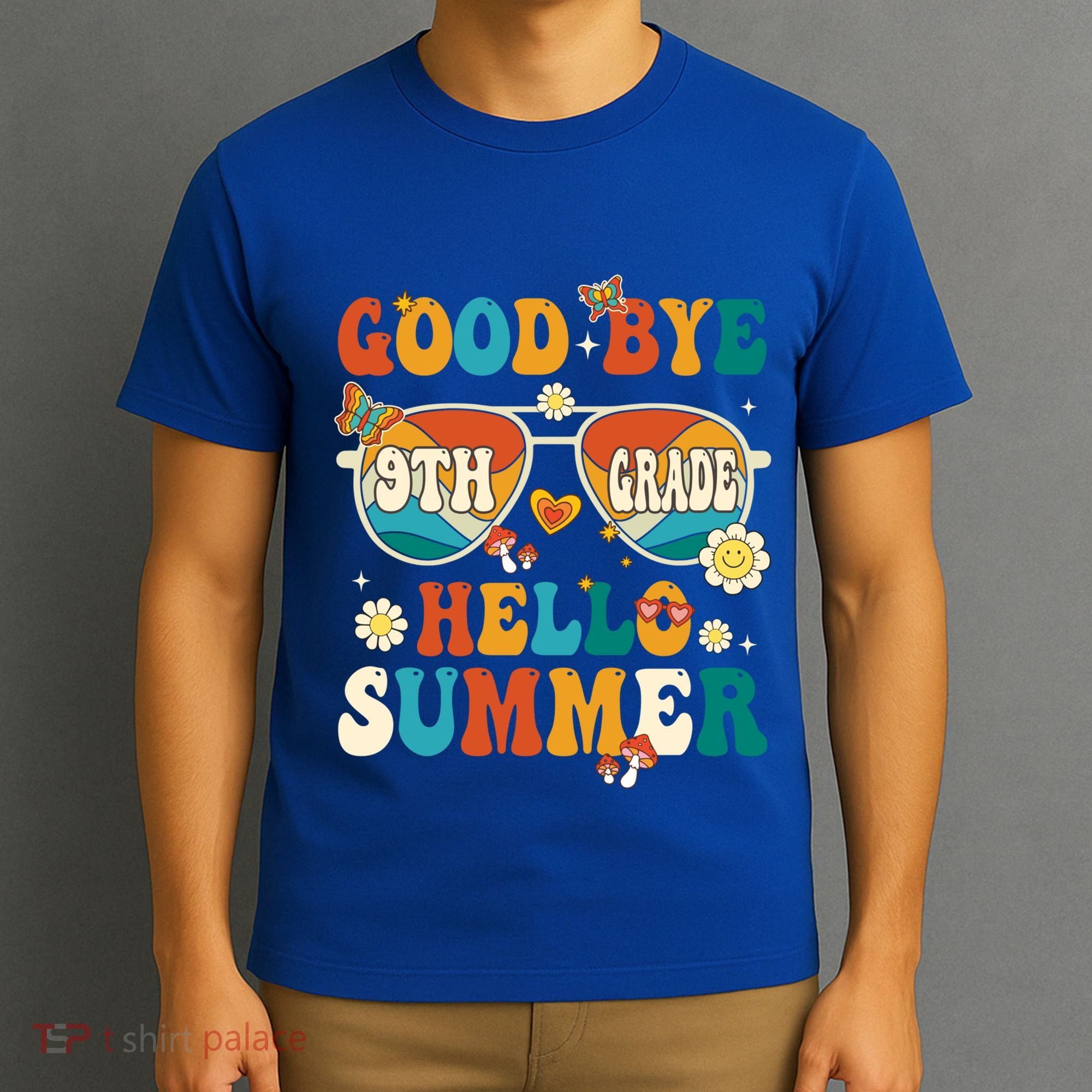 Retro Groovy Goodbye 9th Grade Graduation Hello Summer Funny Gift T-Shirt
