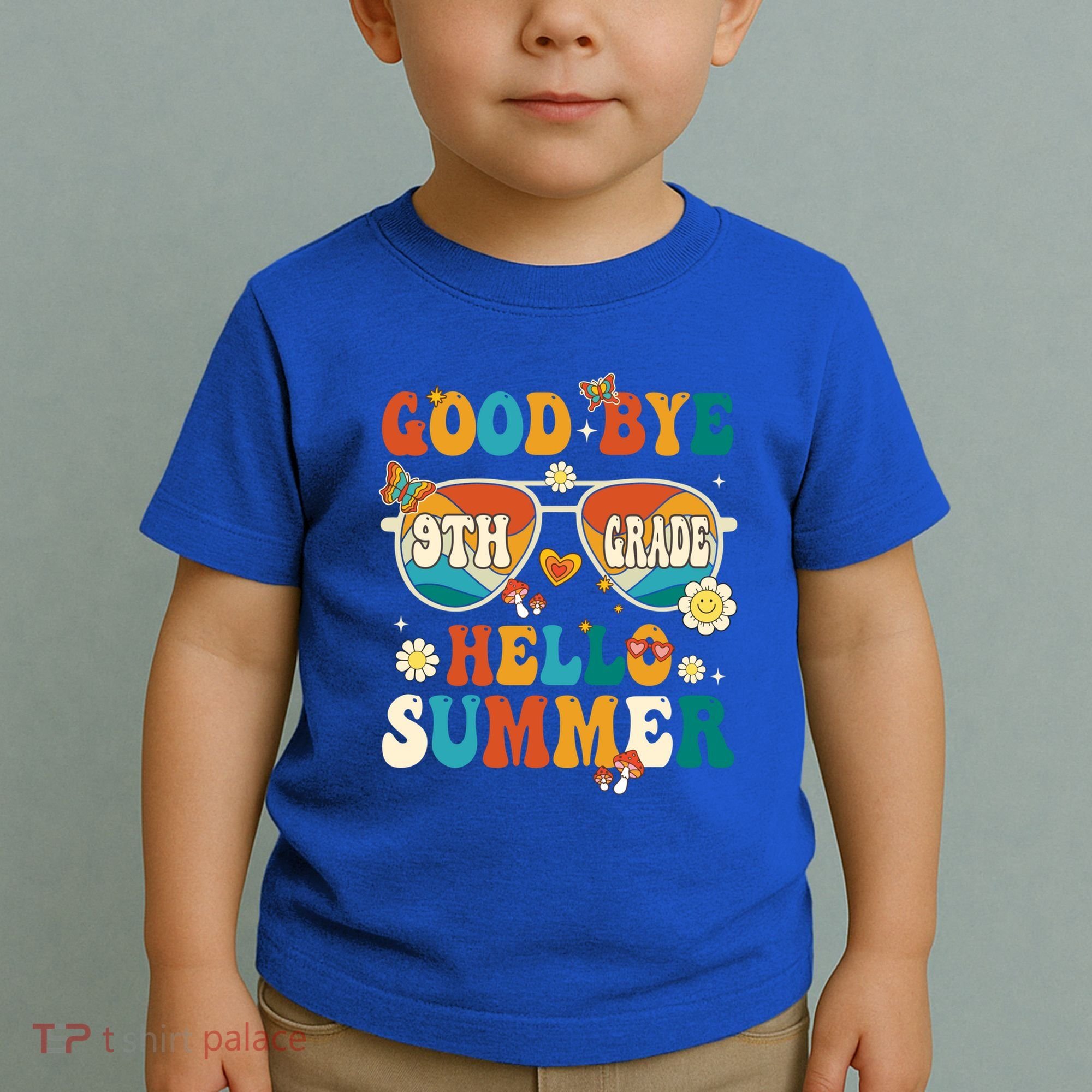 Retro Groovy Goodbye 9th Grade Graduation Hello Summer Funny Gift Toddler T-Shirt