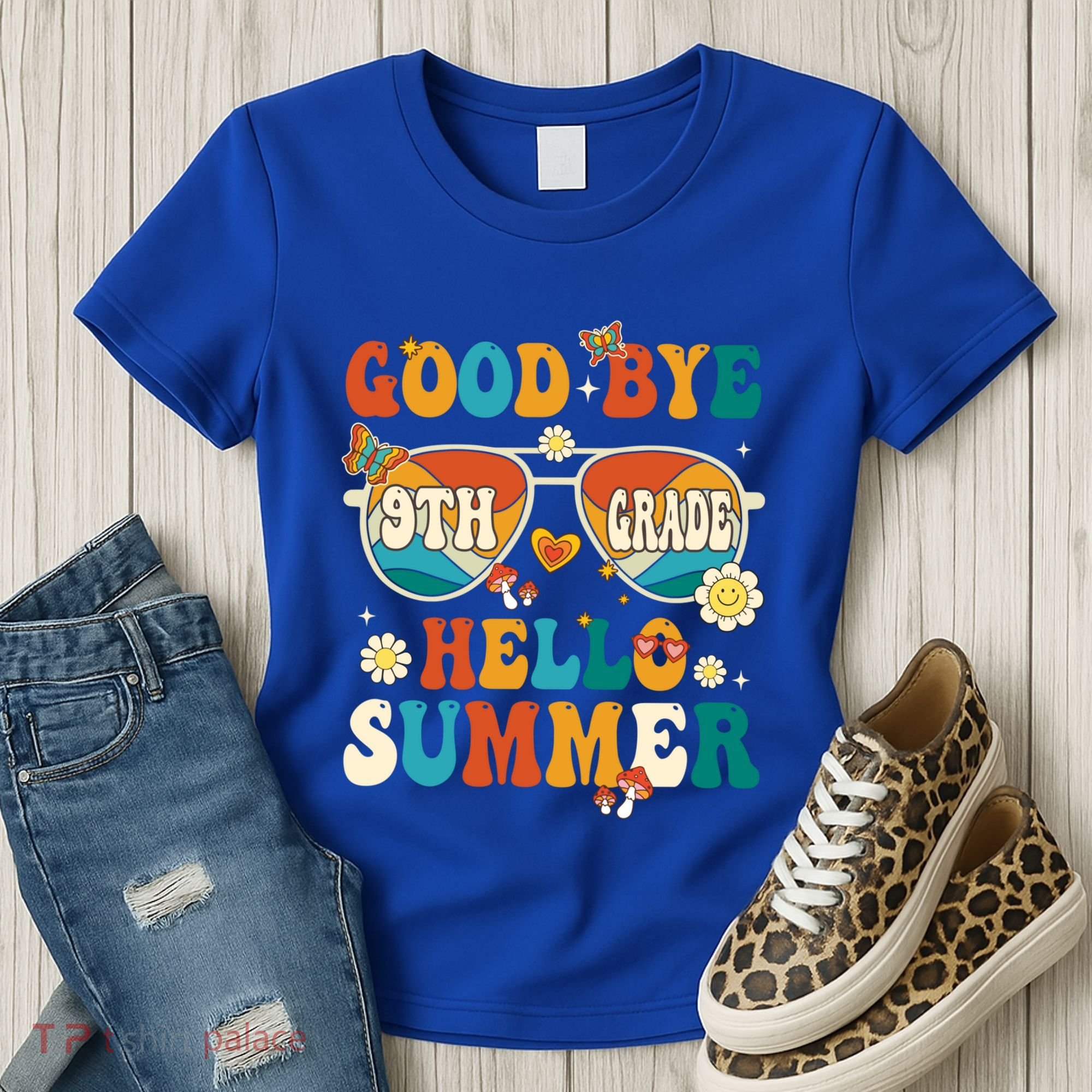 Retro Groovy Goodbye 9th Grade Graduation Hello Summer Funny Gift Women's T-Shirt
