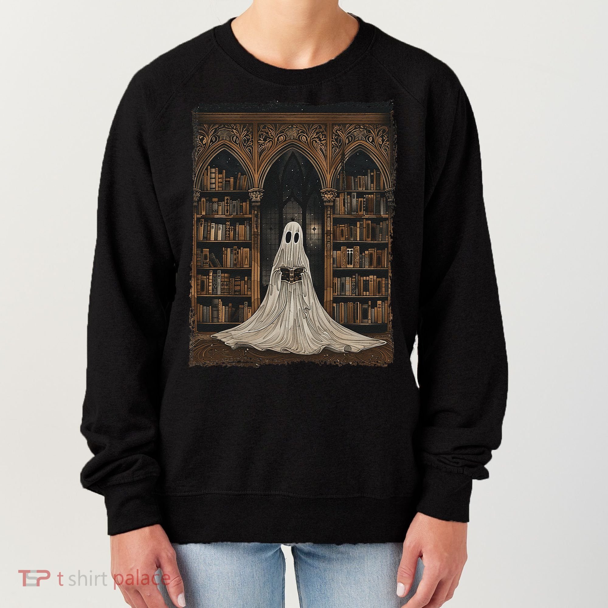 Reading Ghost Library Halloween Librarian Book Lovers Women's Sweatshirt