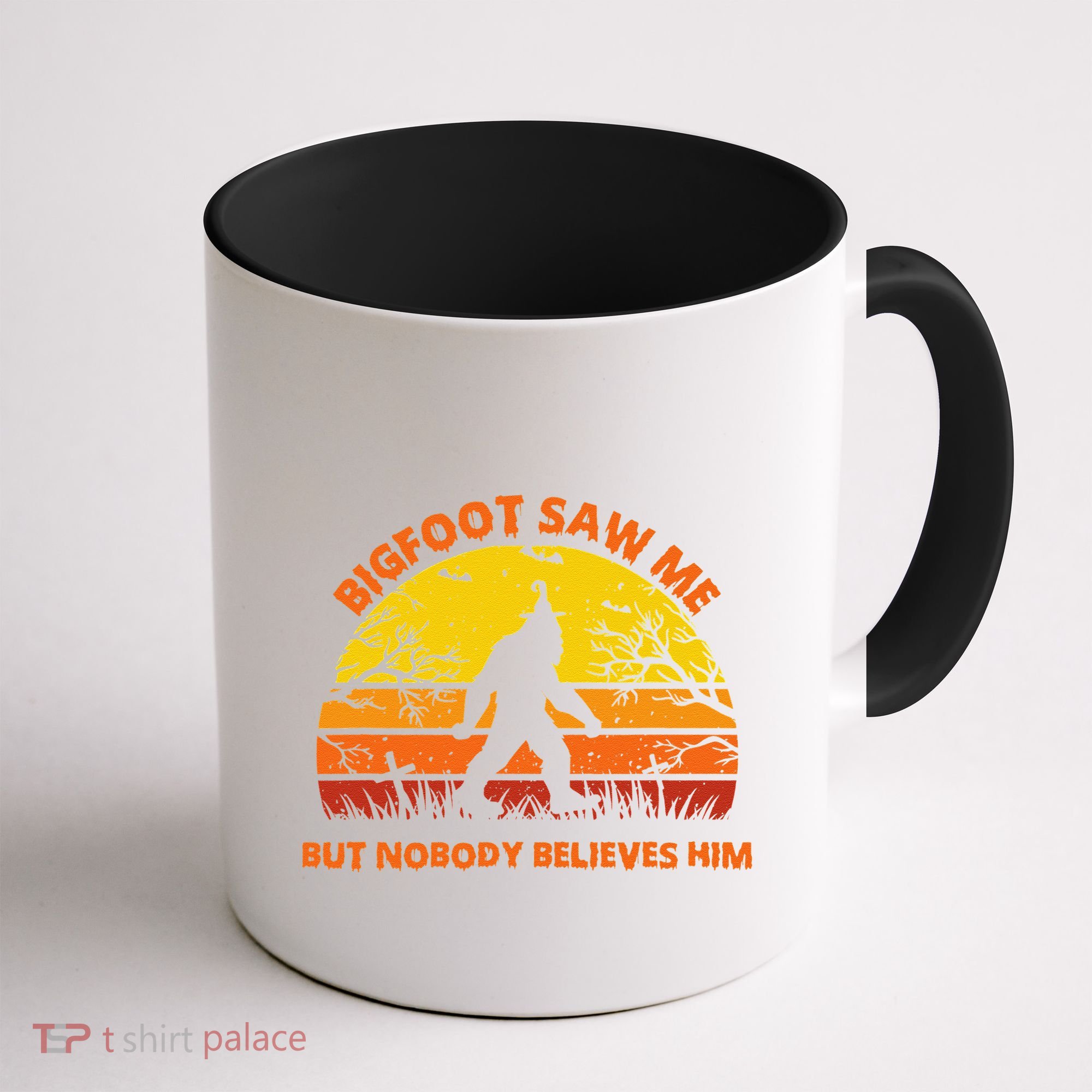 Retro Halloween Bigfoot Saw Me But Nobody Believes Him Coffee Mug