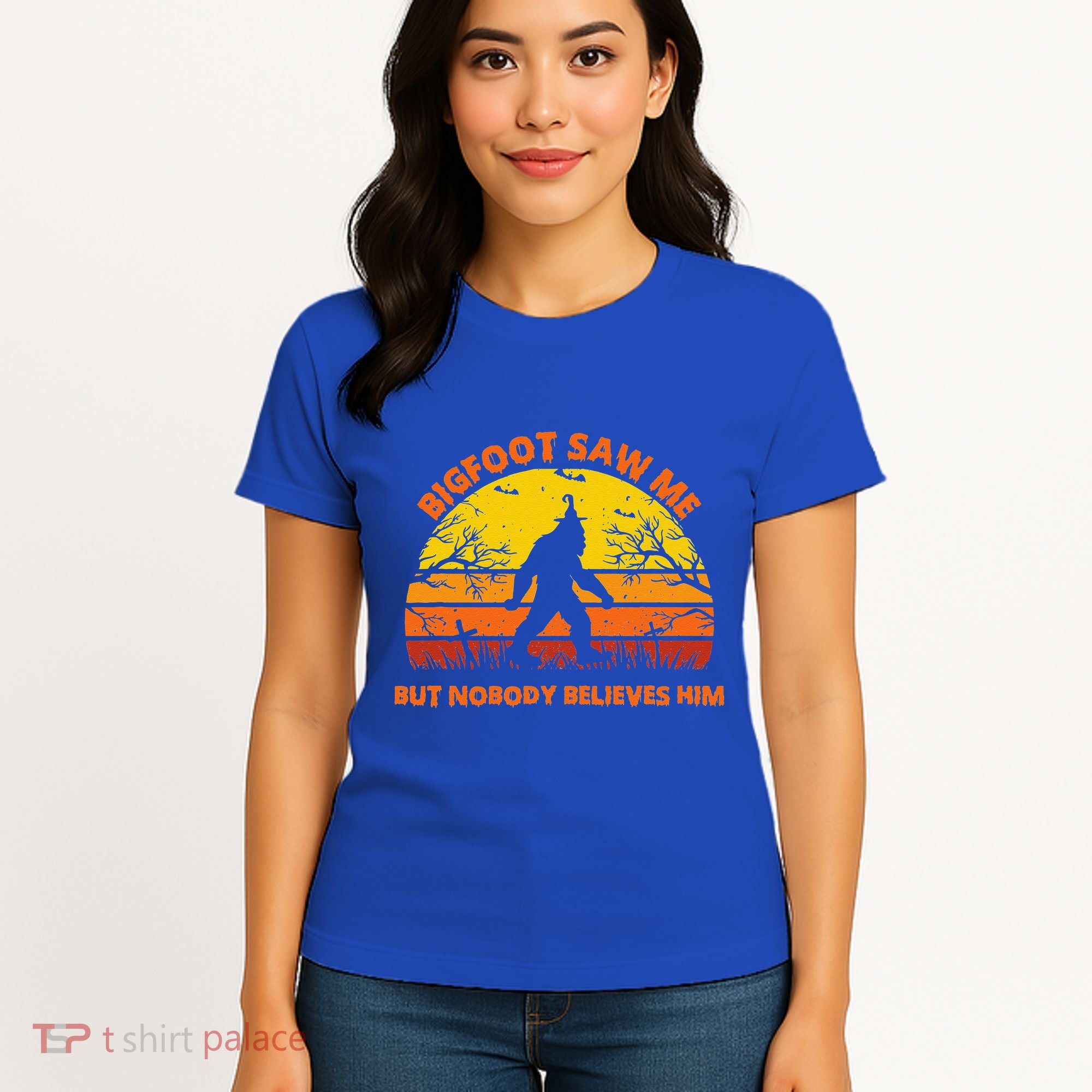 Retro Halloween Bigfoot Saw Me But Nobody Believes Him Women's T-Shirt