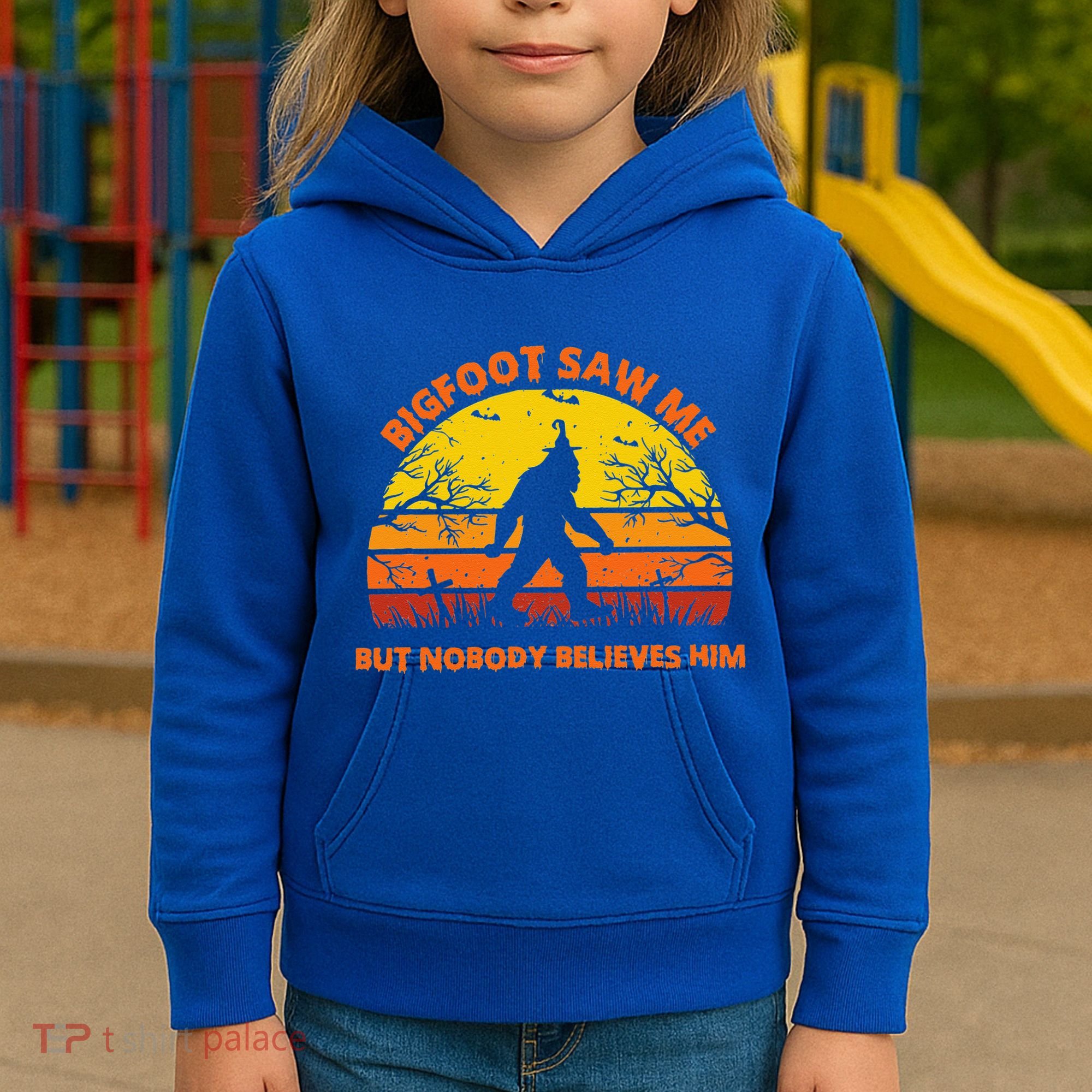 Retro Halloween Bigfoot Saw Me But Nobody Believes Him Kids Hoodie