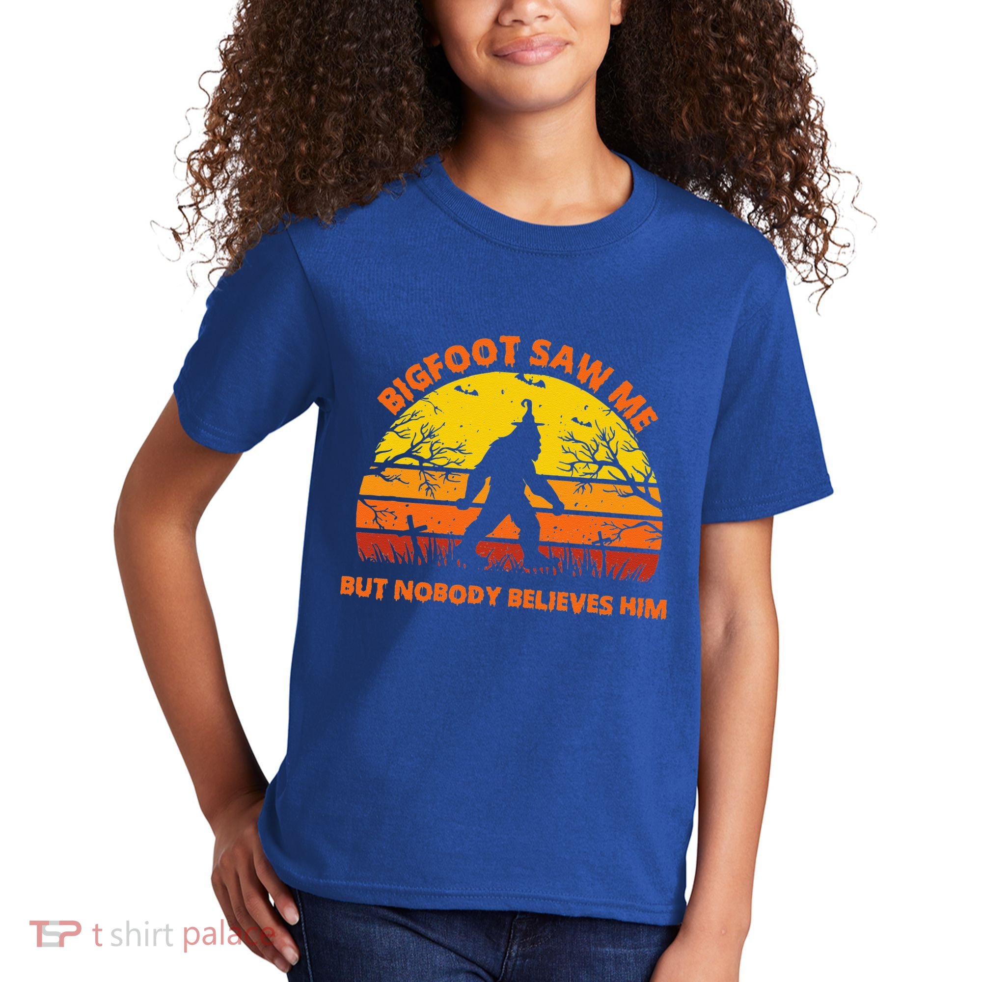 Retro Halloween Bigfoot Saw Me But Nobody Believes Him Kids T-Shirt