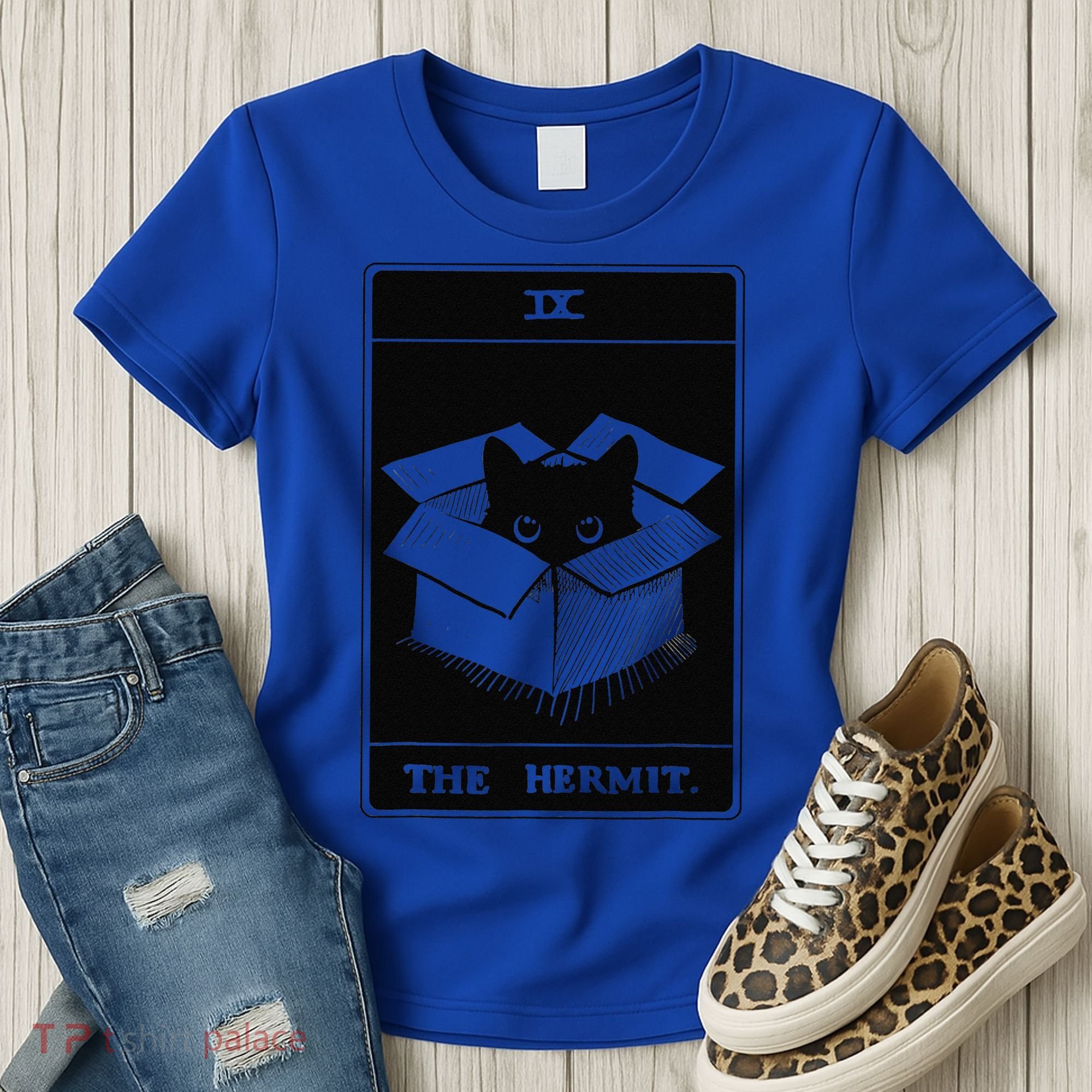 Retro Halloween Black Cat The Hermit Tarot Card Witchcraft Women's T-Shirt