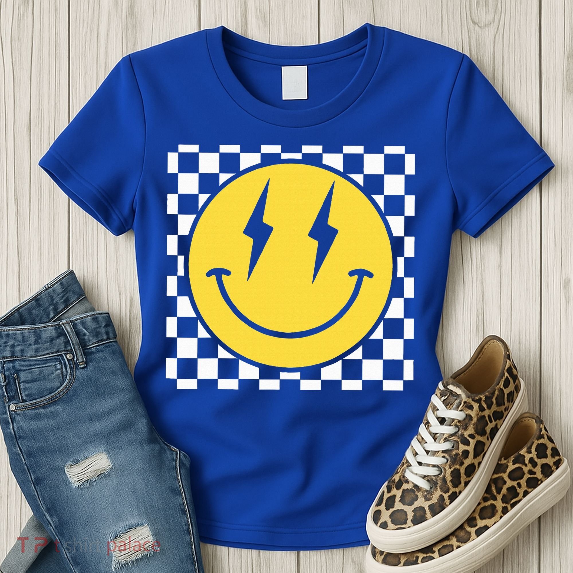 Retro Happy Face Distressed Checkered Pattern Smile Face Women's T-Shirt
