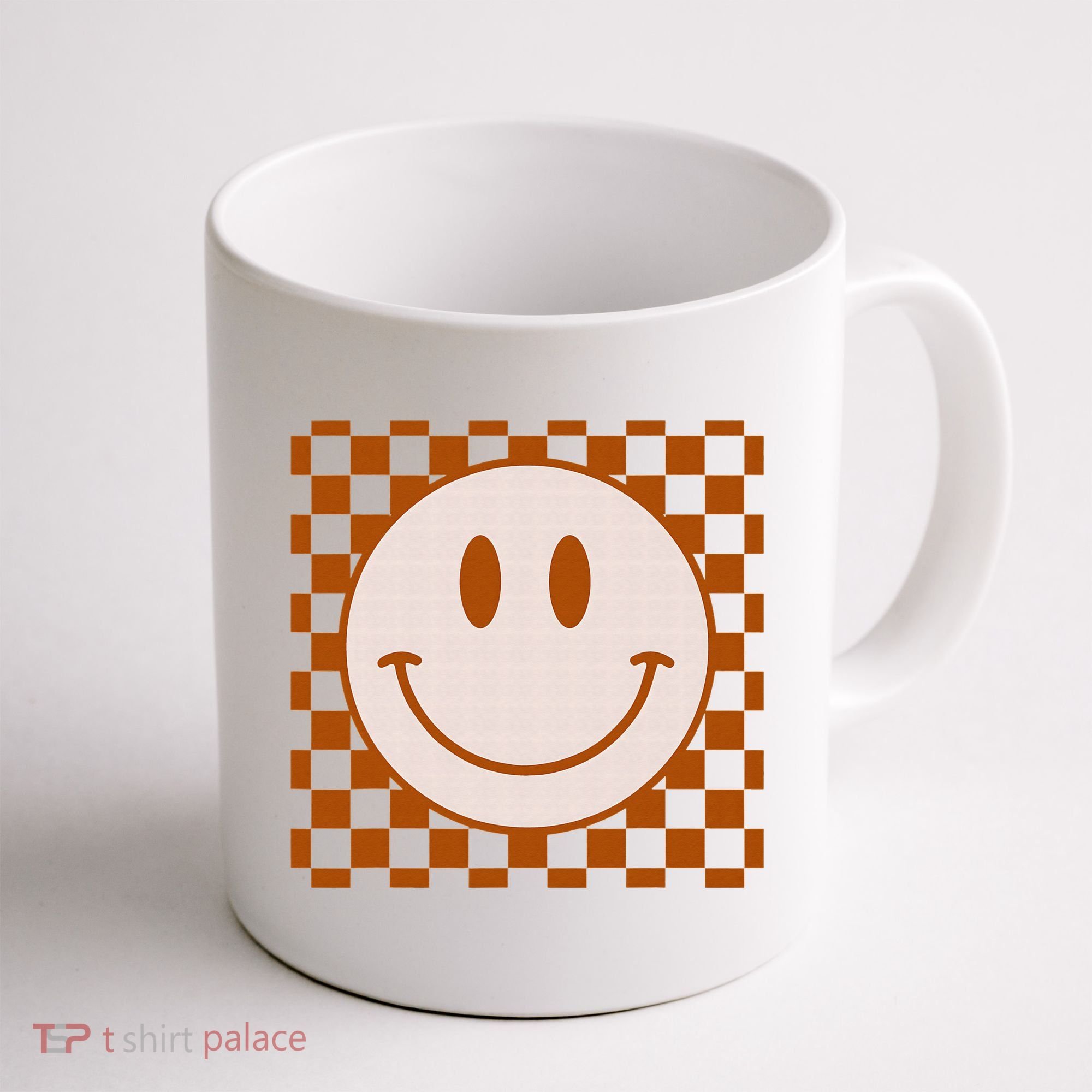 Retro Happy Face Checkered Pattern Smile Face Trendy Coffee Mug