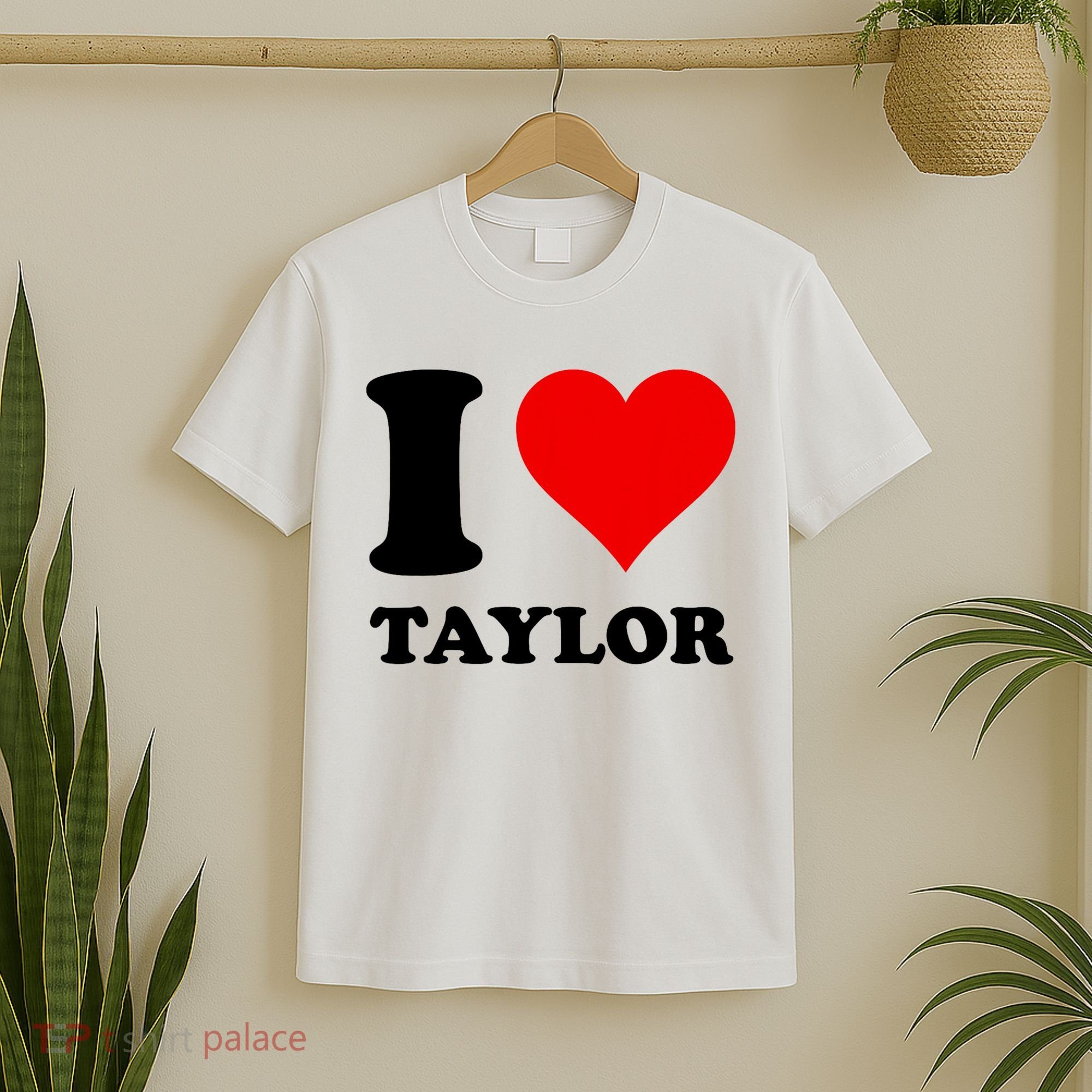 Red Heart I Love Taylor T-Shirt