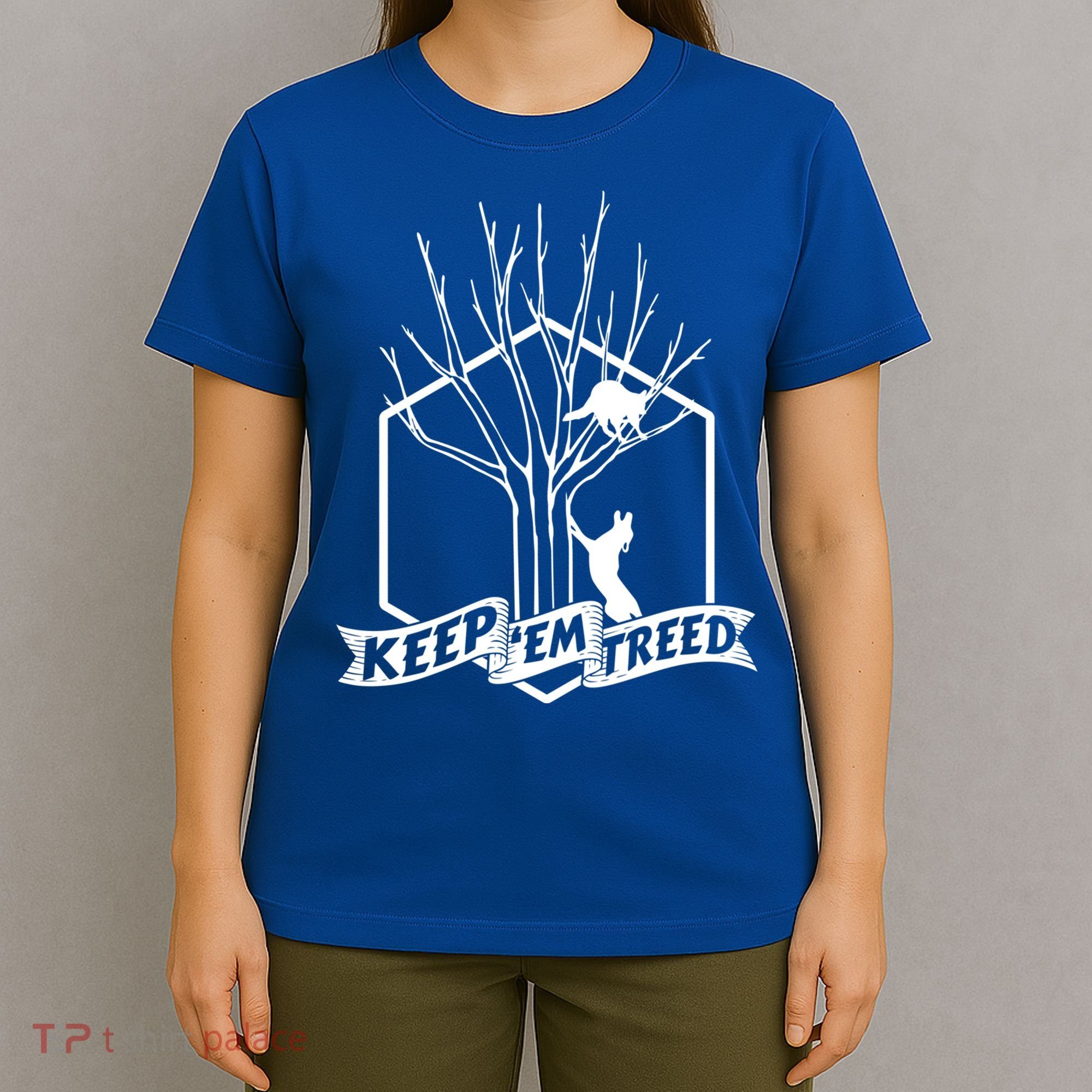 Raccoon Hunting Keep Em' Treed Vinatage Hunting Gear Meaningful Gift T-Shirt