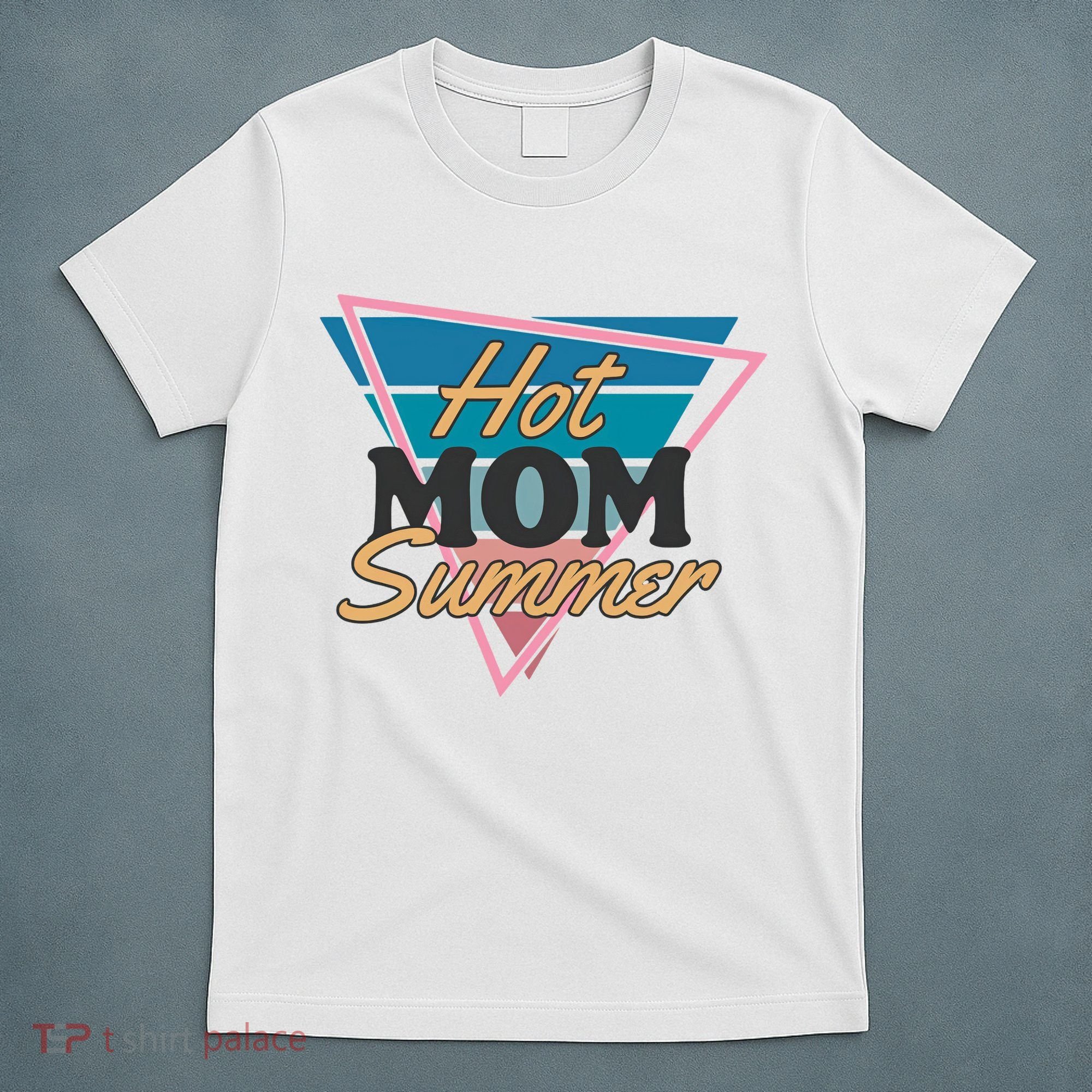 Retro Hot Mom Summer 80s Hot Mom Summer Vacation T-Shirt