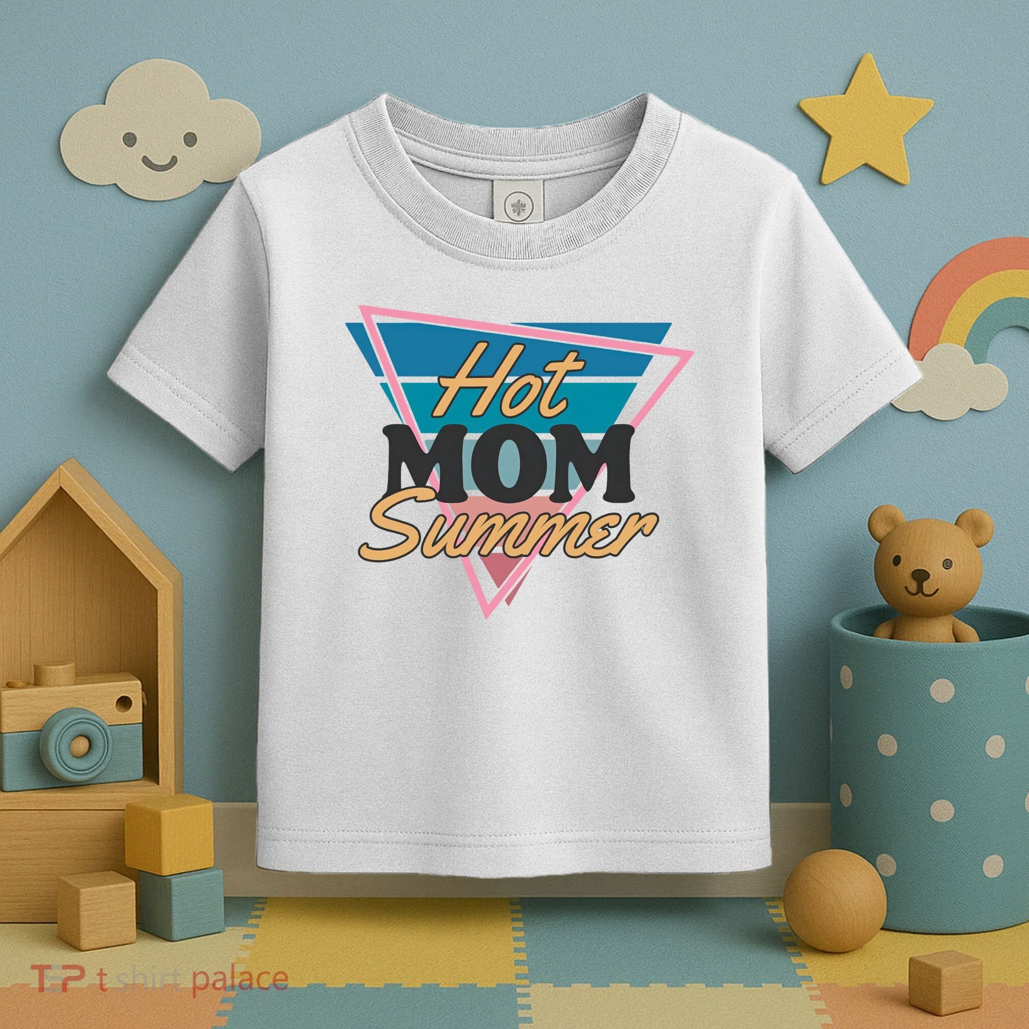 Retro Hot Mom Summer 80s Hot Mom Summer Vacation Toddler T-Shirt