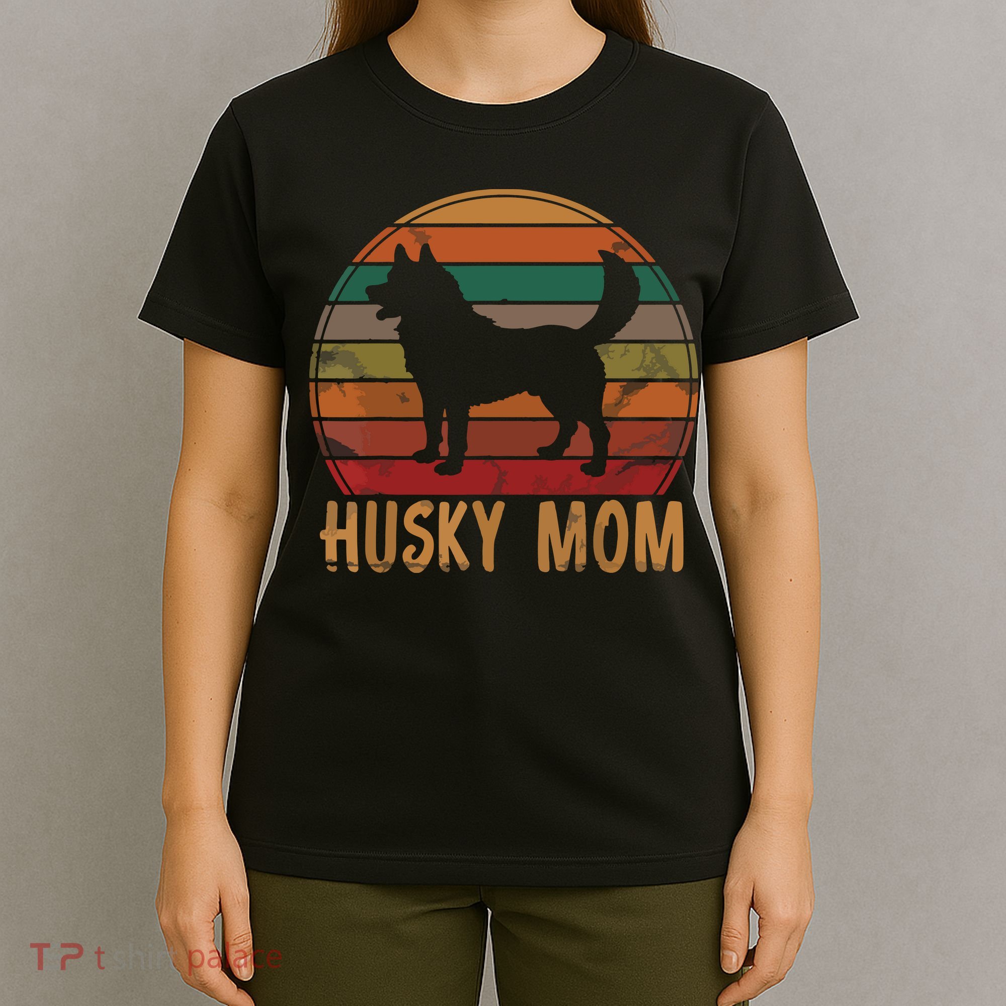 Retro Husky Mom Gift Dog Mother Pet Siberian Huskies Mama T-Shirt
