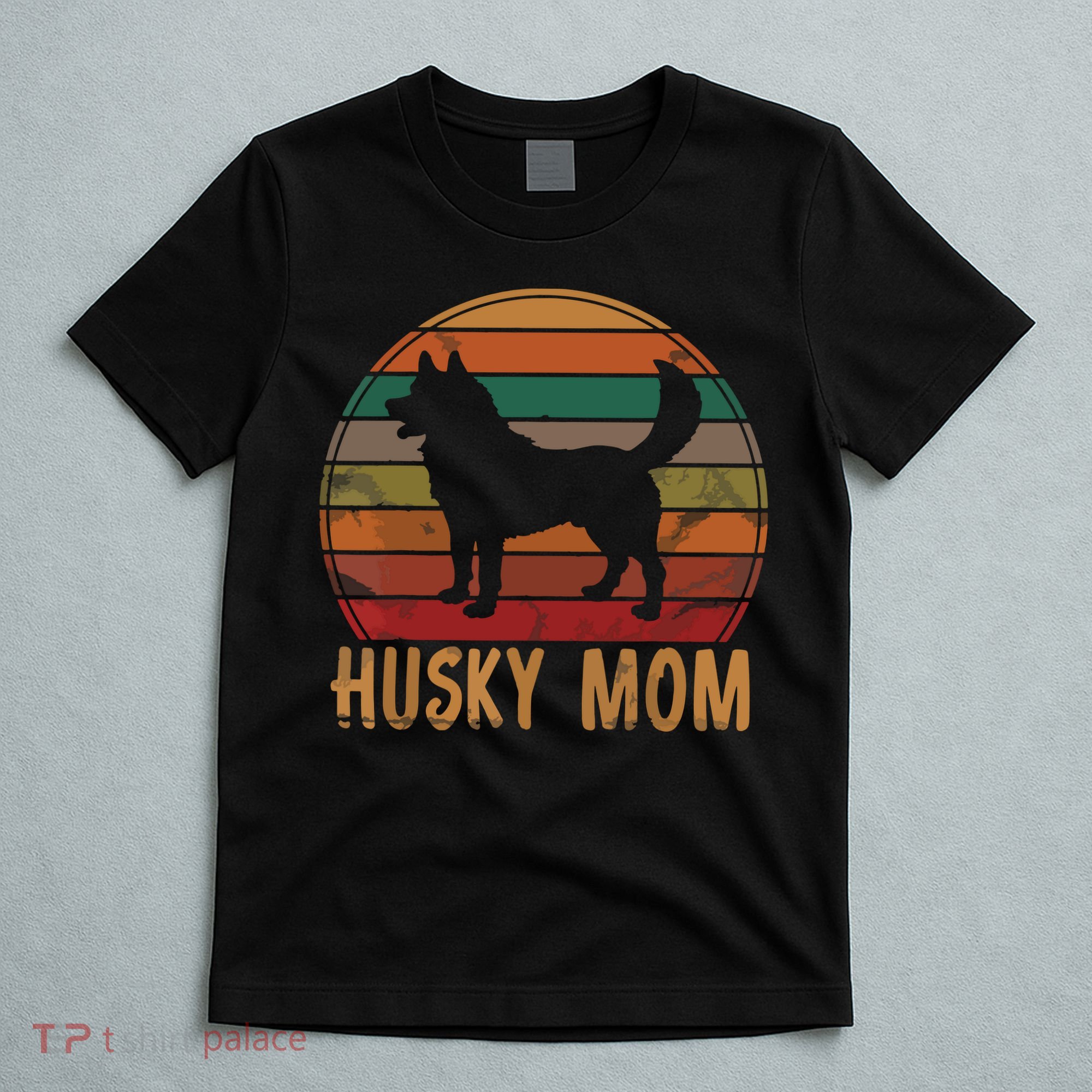 Retro Husky Mom Gift Dog Mother Pet Siberian Huskies Mama T-Shirt