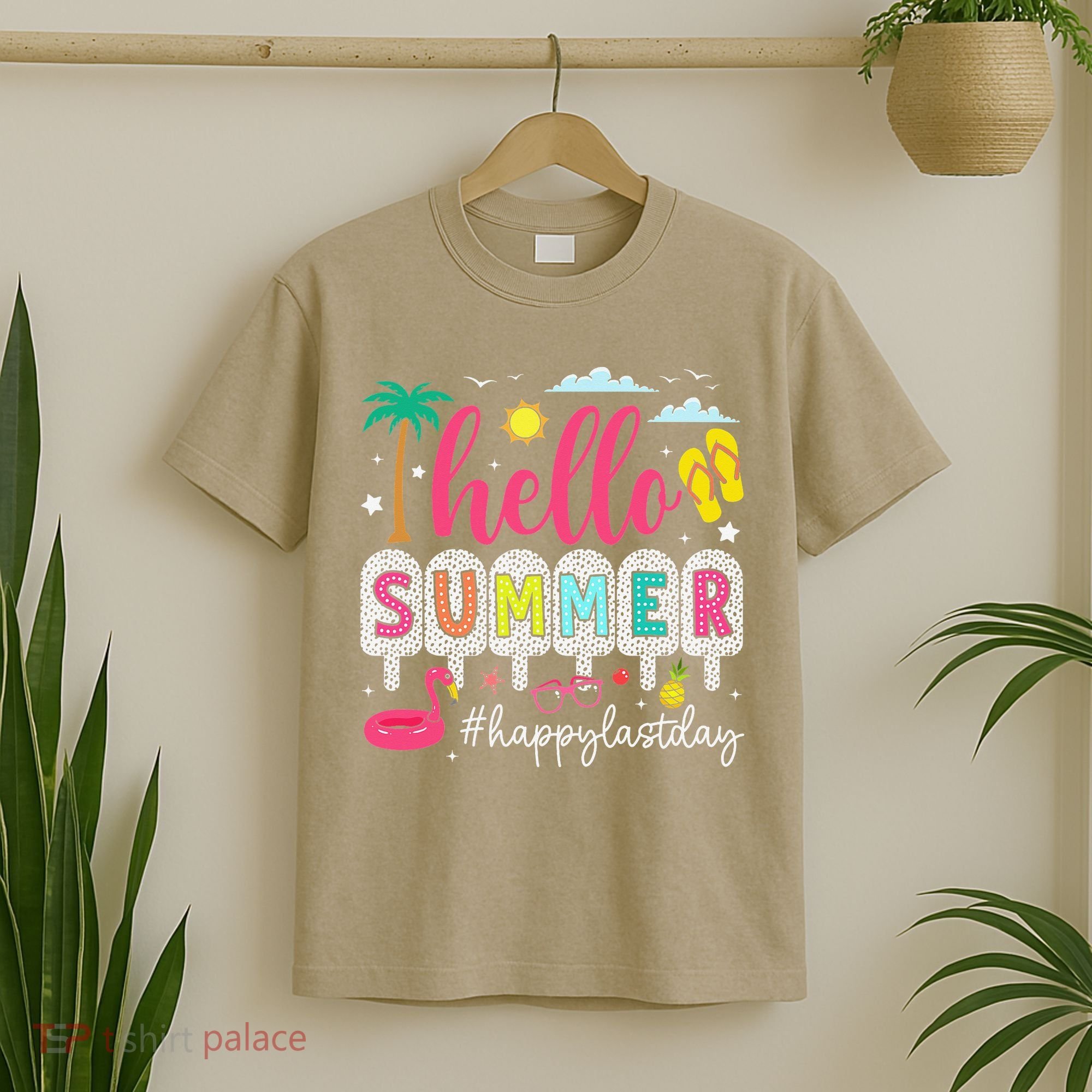 Retro Hello Summer Happy Last Day Of School Teacher Student T-Shirt