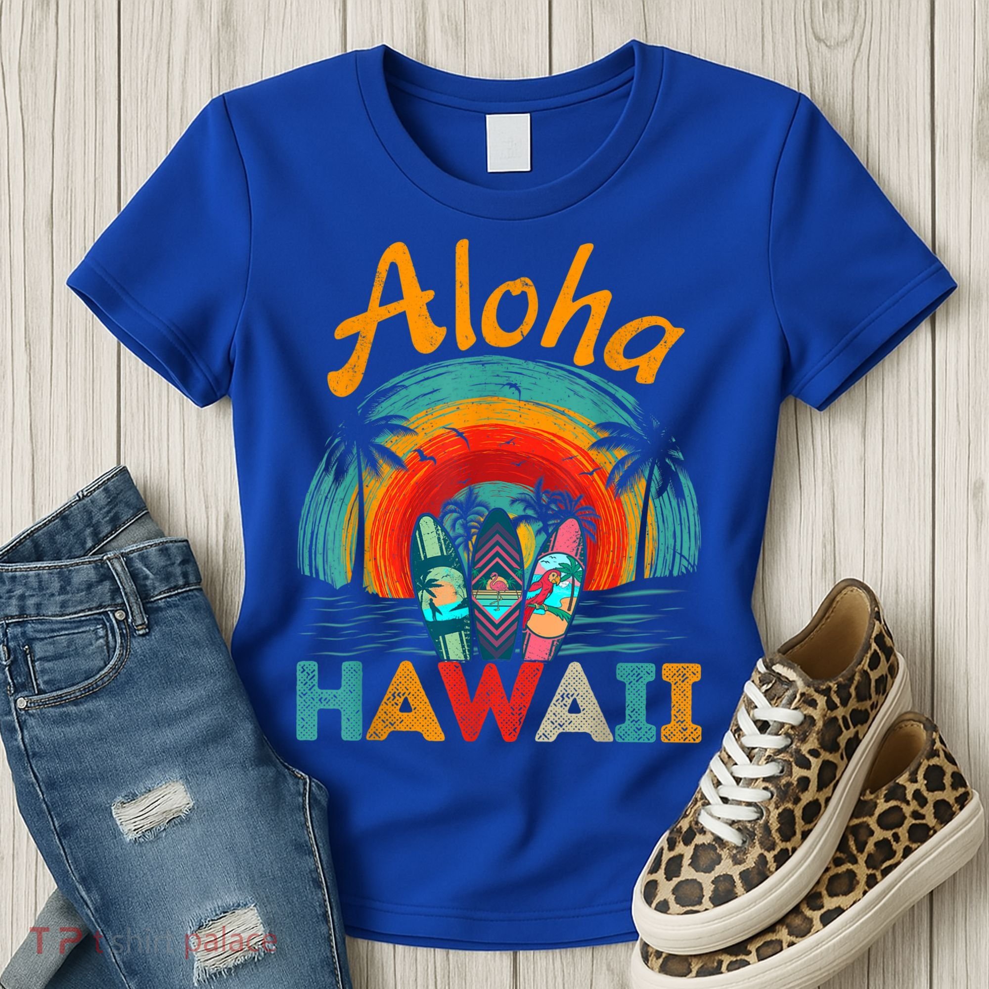 Retro Hawaiian Surfboard Aloha Hawaii Island Surfer Outfits Women's T-Shirt