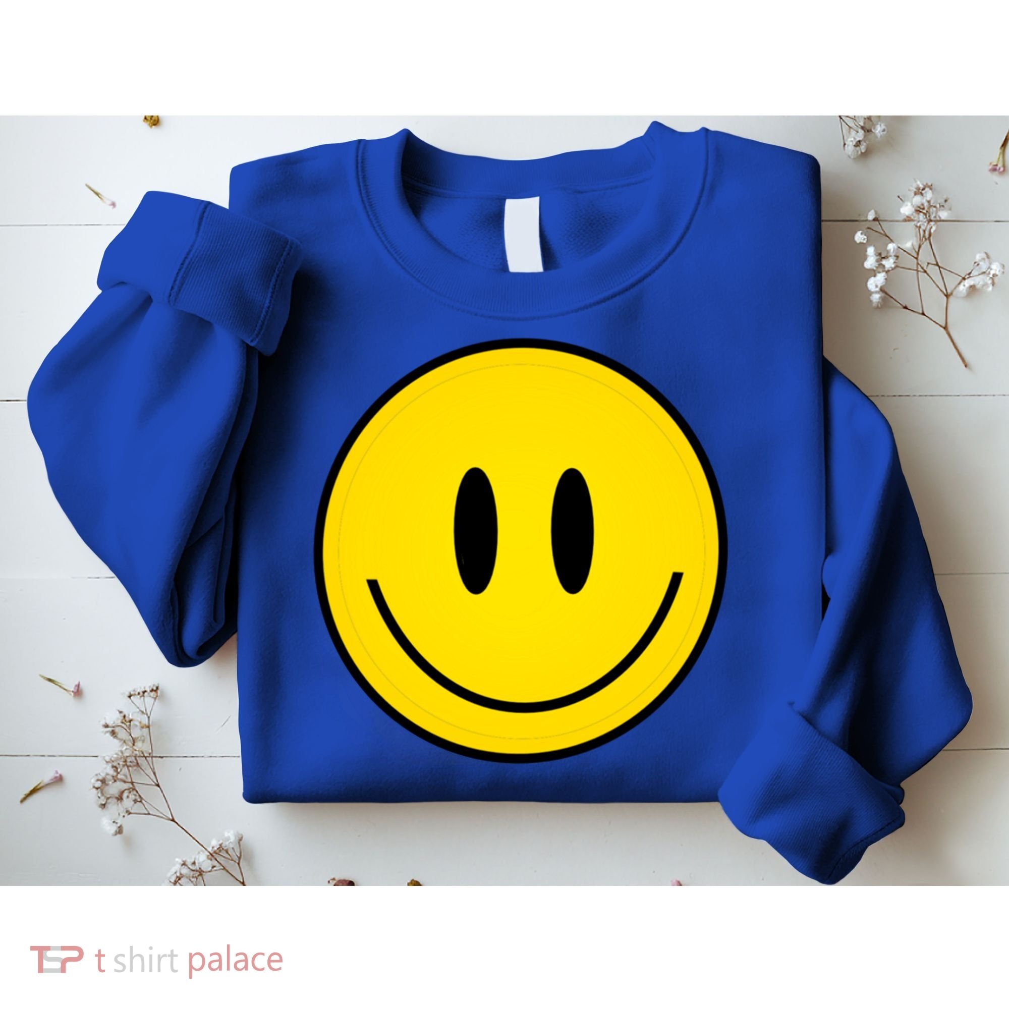 Retro Happy Vibe Smiley Face Happy Face Graphic Gift Sweatshirt