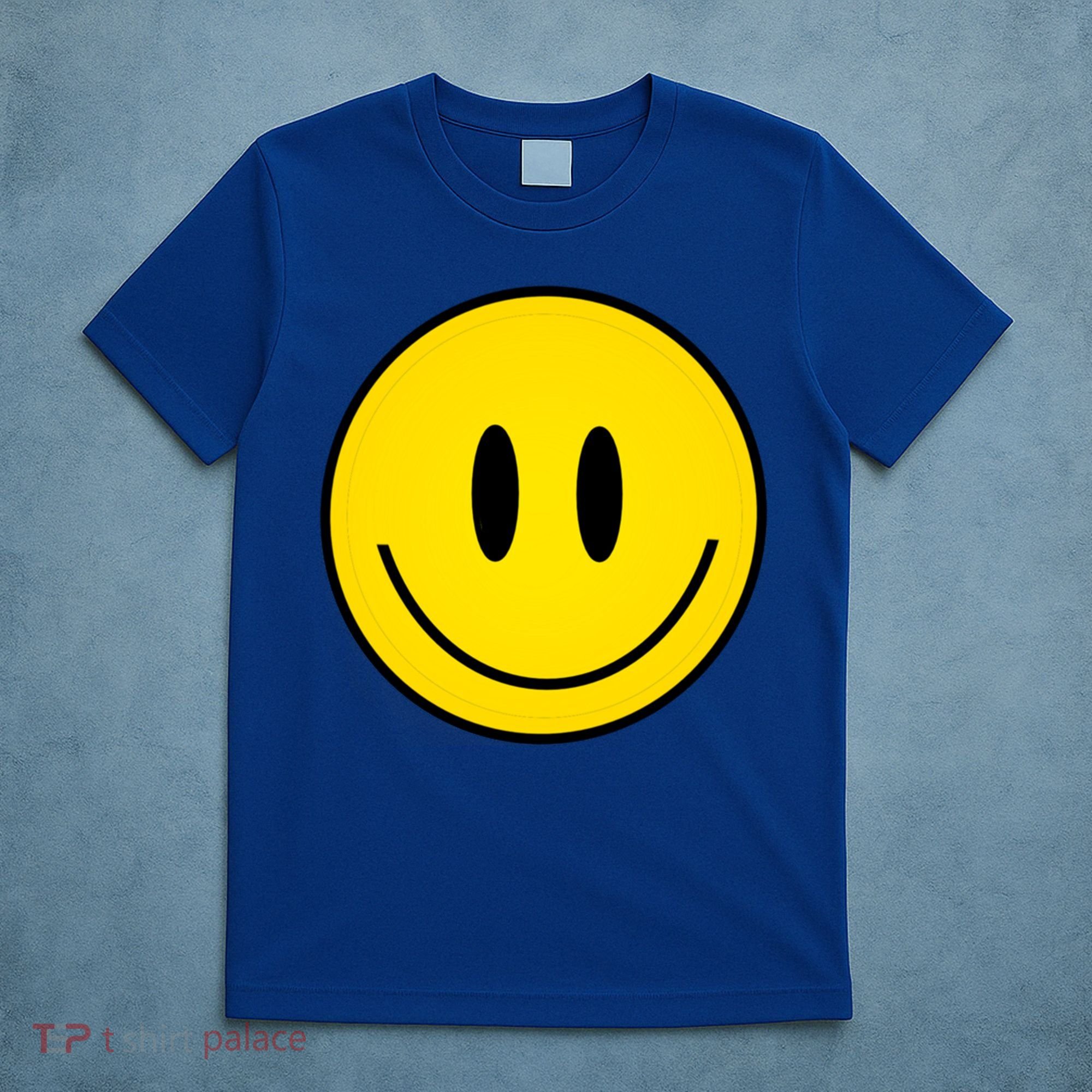 Retro Happy Vibe Smiley Face Happy Face Graphic Gift T-Shirt