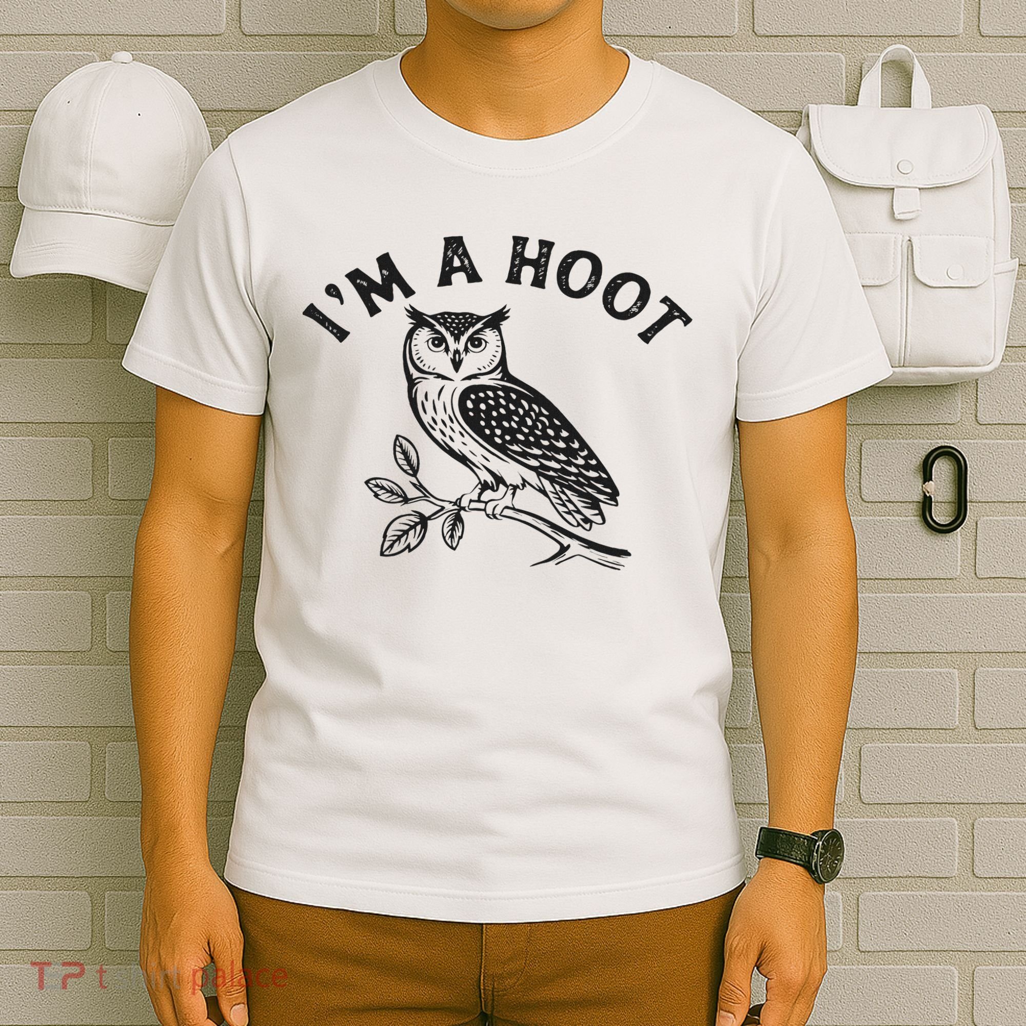 Retro I'm A Hoot Owl Bird Pun Sarcastic Jokes Women T-Shirt
