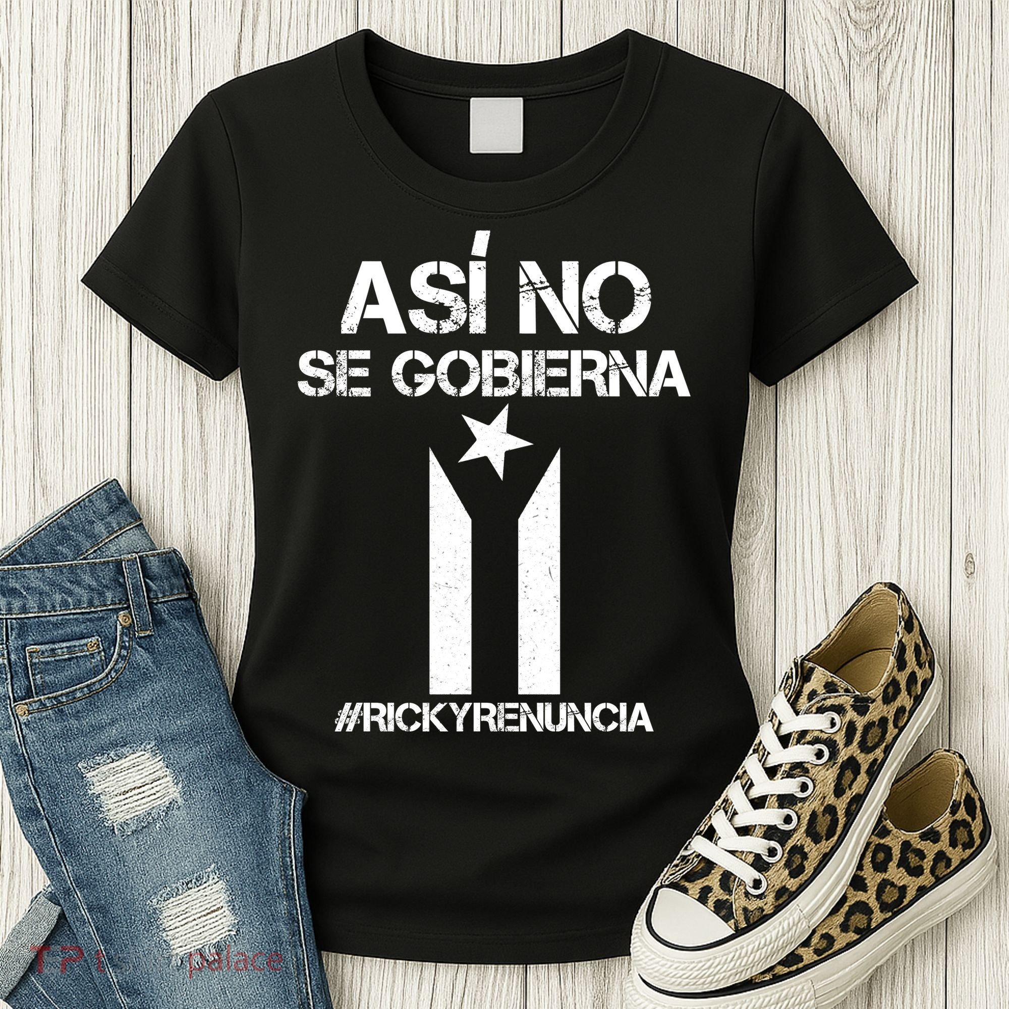 Ricky Renuncia Bandera Negra Puerto Rico Women's T-Shirt