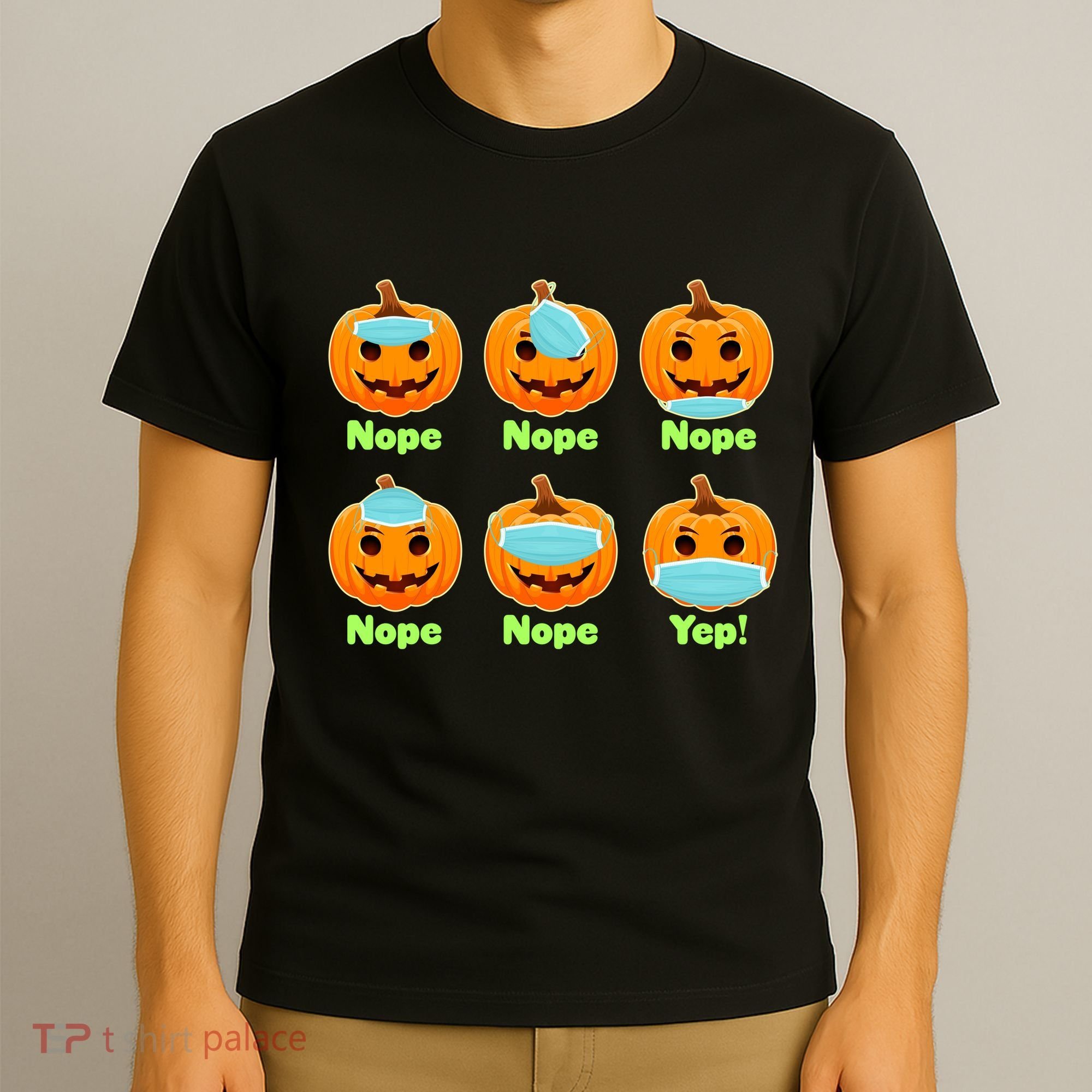 Right And Wrong Way To Wear Masks Pumpkins T-Shirt