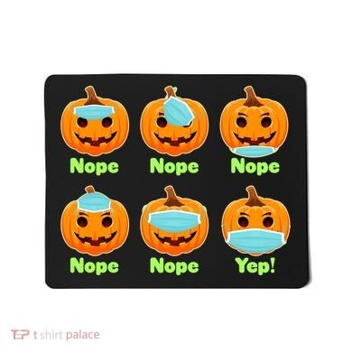 Right And Wrong Way To Wear Masks Pumpkins Mousepad