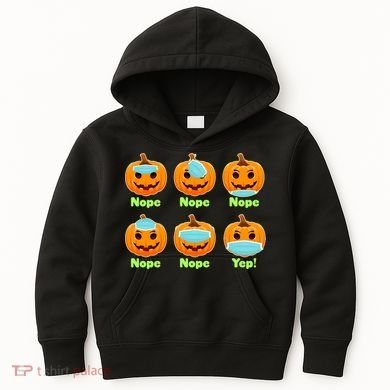 Right And Wrong Way To Wear Masks Pumpkins Kids Hoodie
