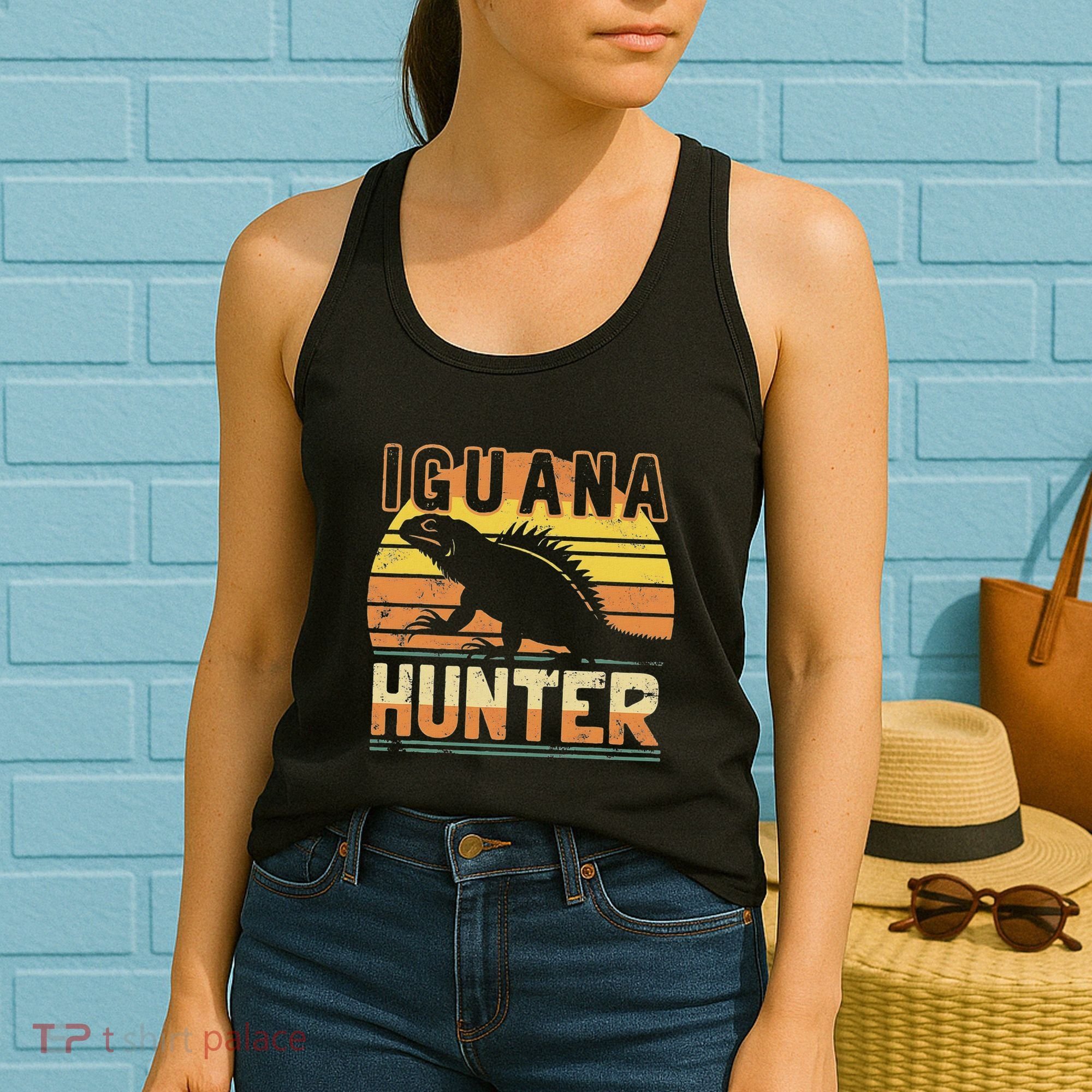 Retro Iguana Hunter Women's Tank Top