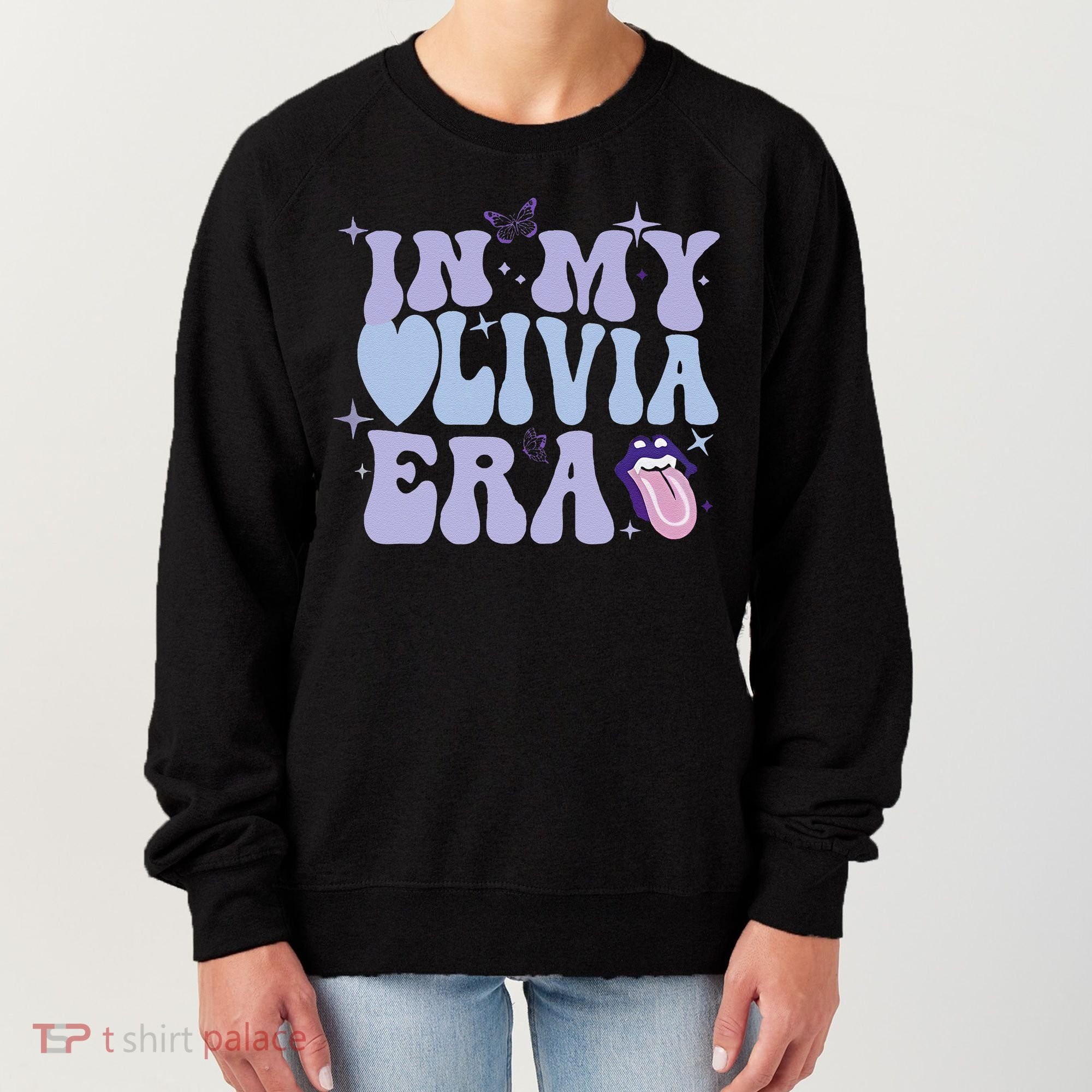 Retro In My Olivia Era Gift Women's Sweatshirt