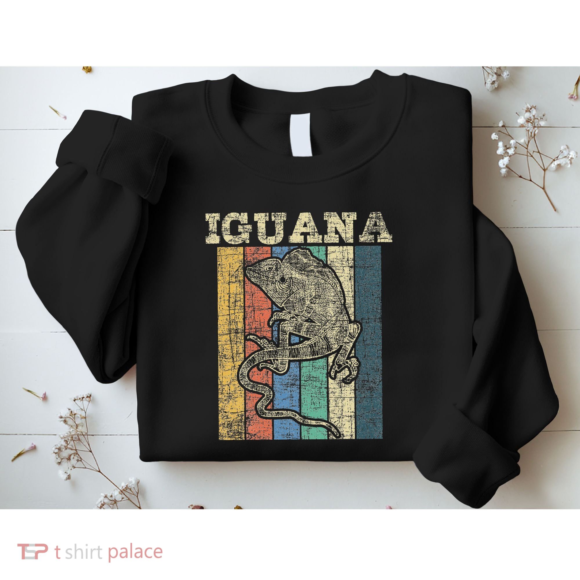 Retro Iguana Reptile Lover Herpetology Herpetologist Sweatshirt