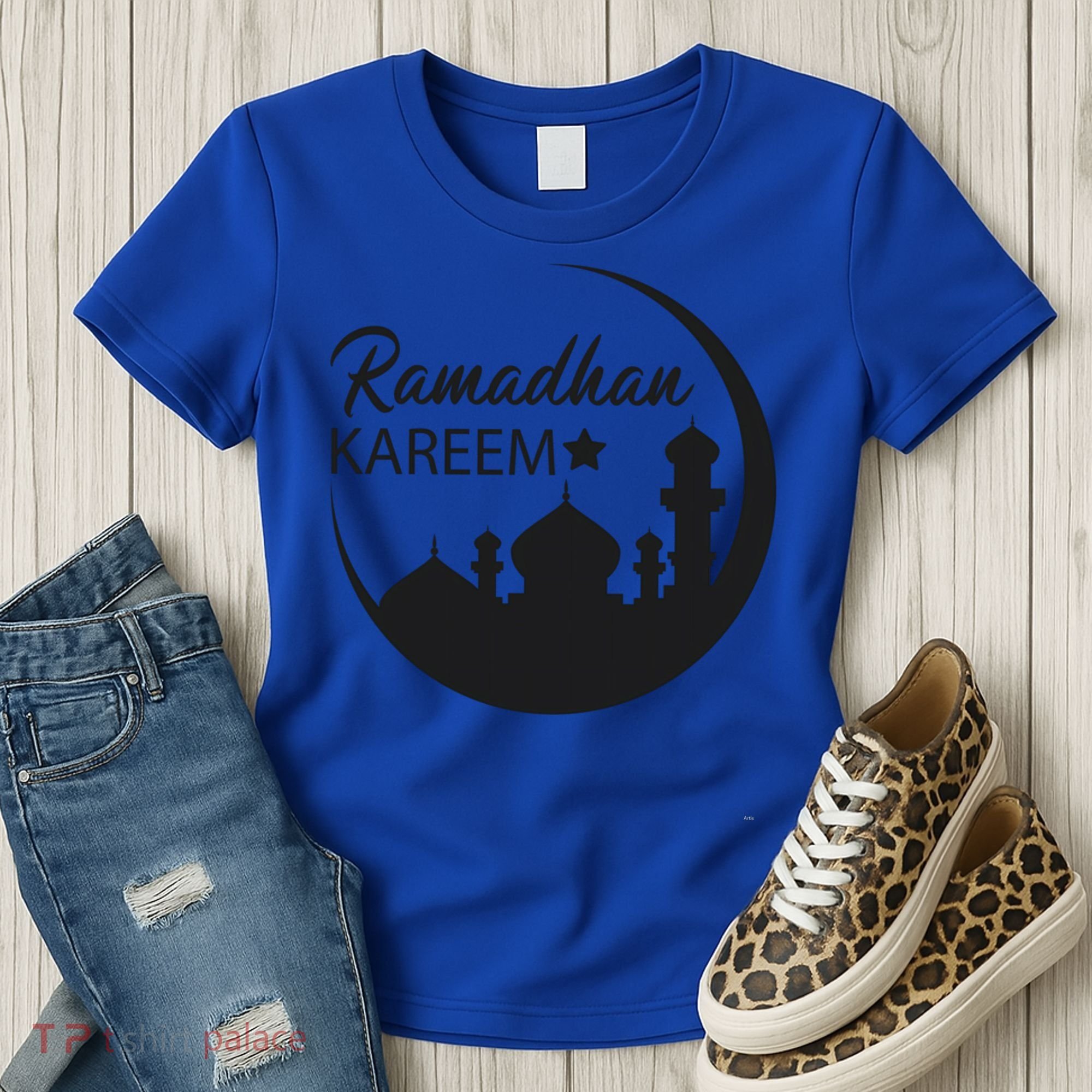 Ramadan Kareem Arabic Ramadan Mubarak Gift Women's T-Shirt