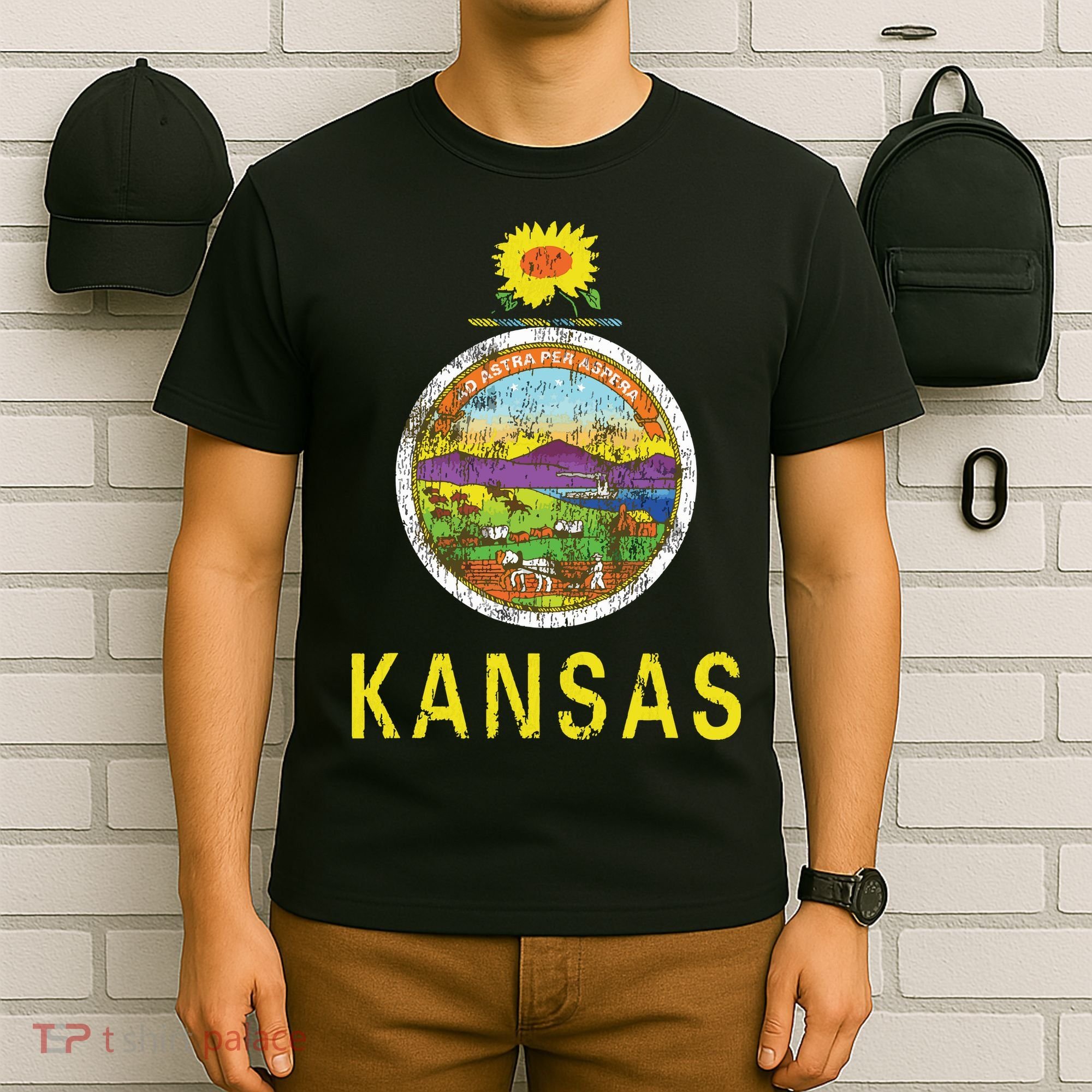 Retro Kansas Flag Vintage Ks Souvenir Gift T-Shirt