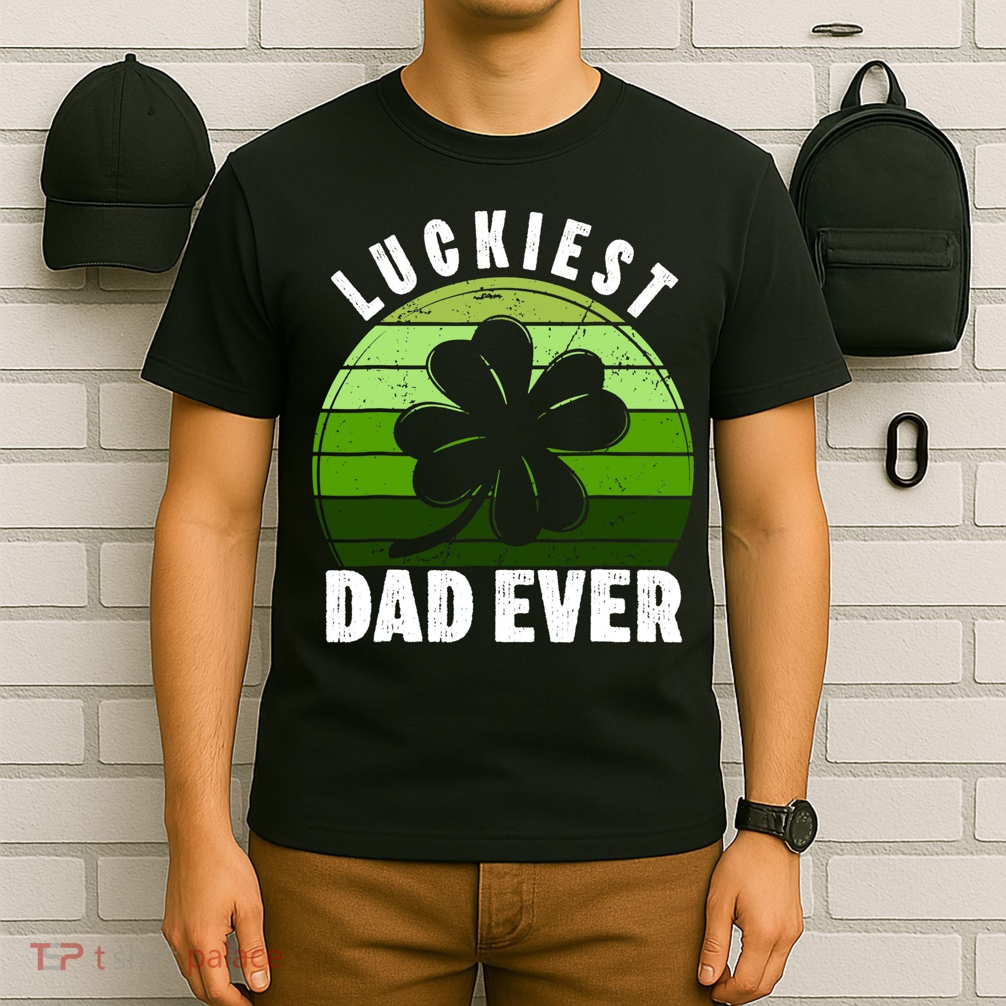 Retro Luckiest Dad Ever Shamrock St Patricks Day Family T-Shirt
