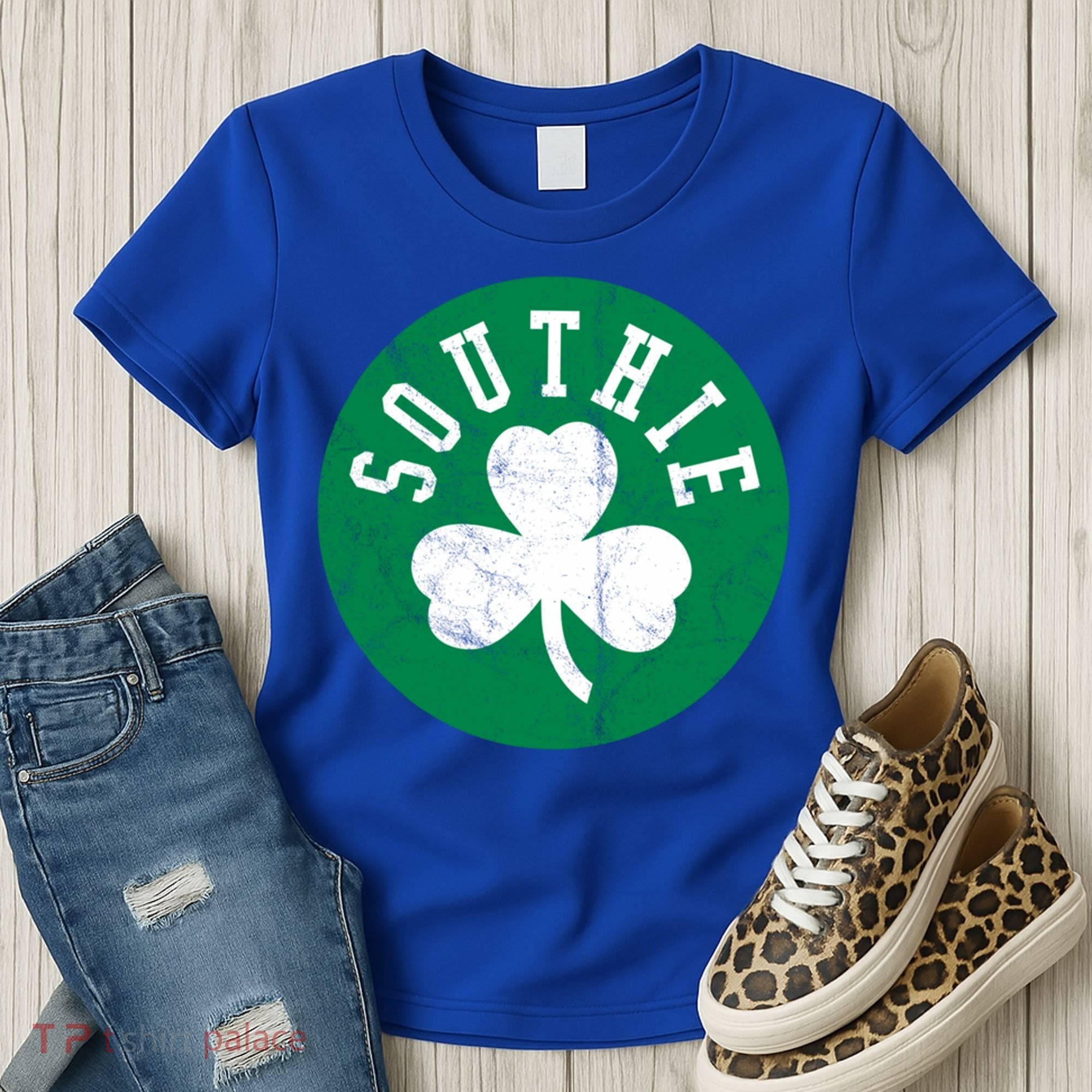 Retro Look Southie Irish St Patricks Day Distressed Gift Women's T-Shirt