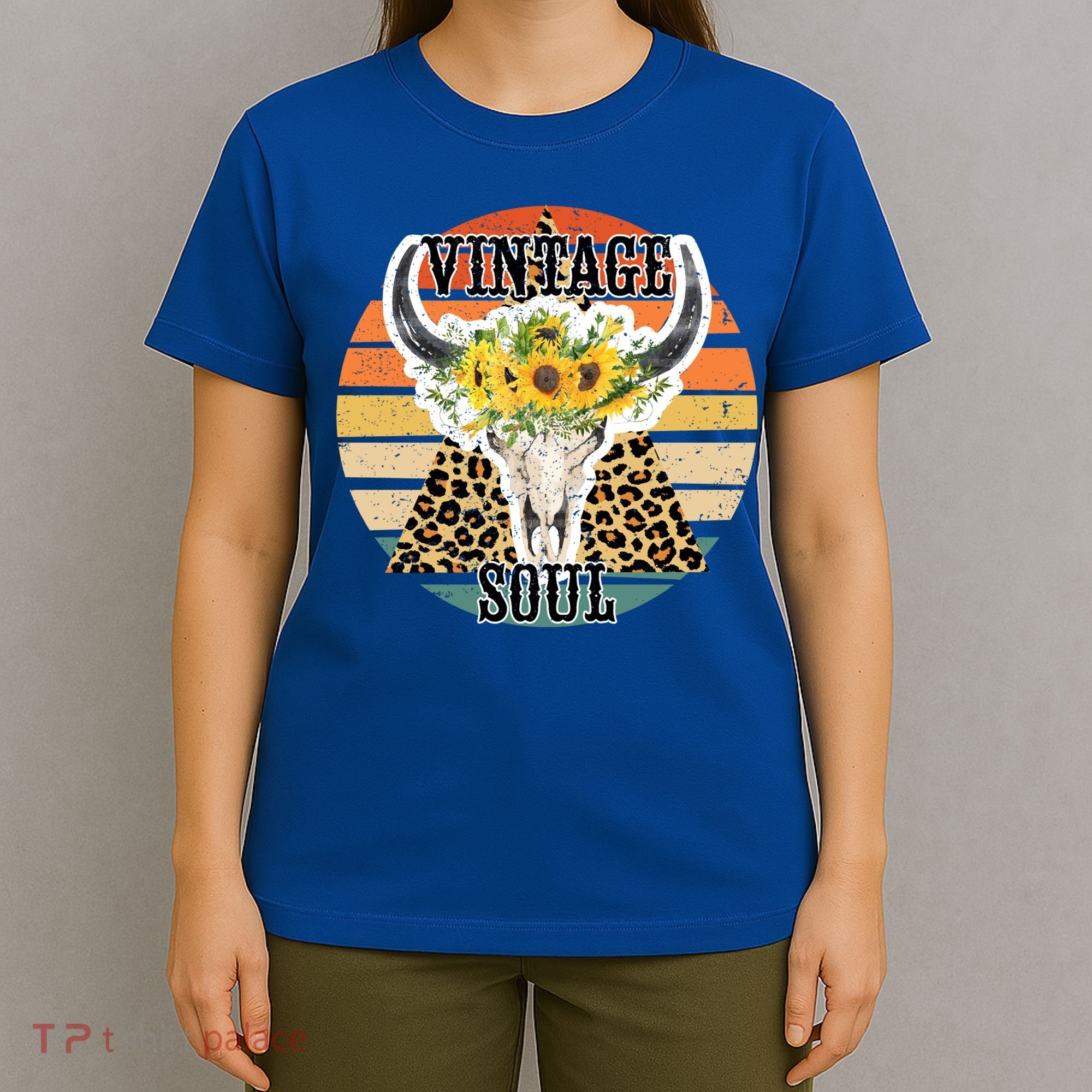 Retro Leopard Sunflower Bull Skull Vintage Soul Western Girl Gift T-Shirt