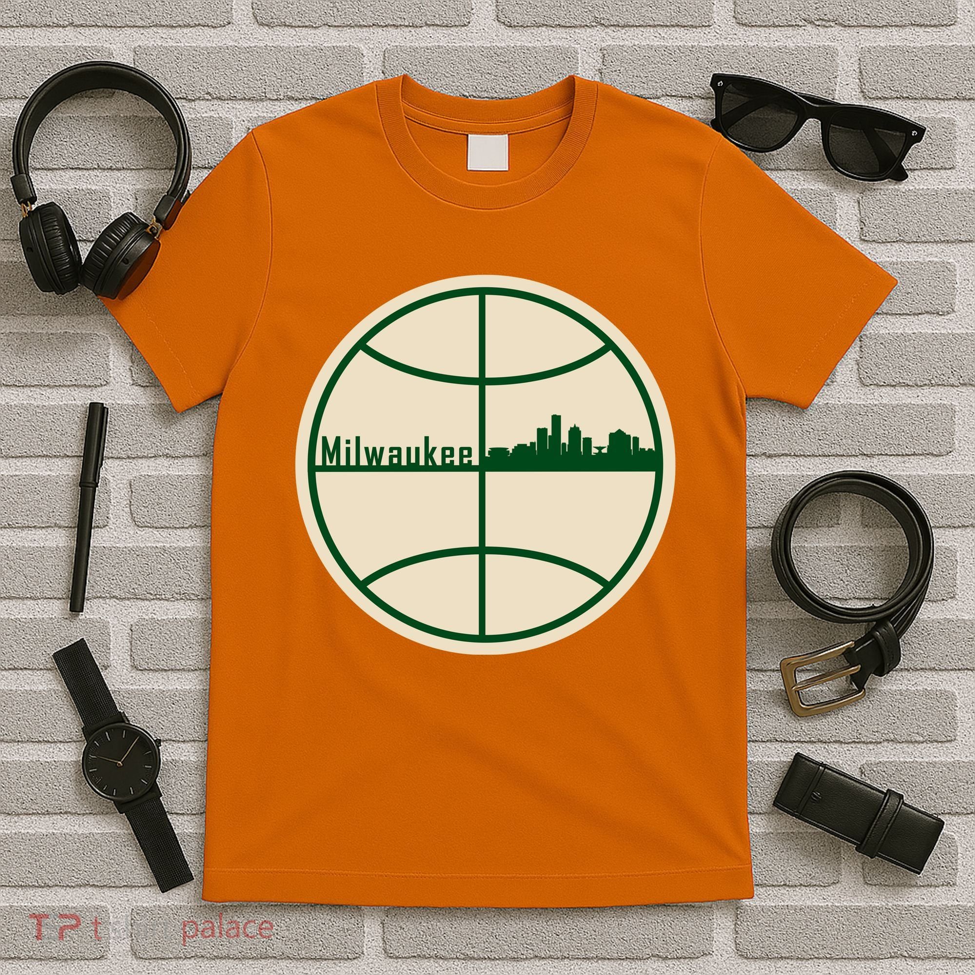 Retro Milwaukee Basketball Home Game Baskeball Fan T-Shirt