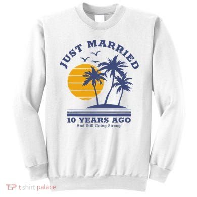 Romantic Matching Couples 10th Wedding Anniversary Sweatshirt