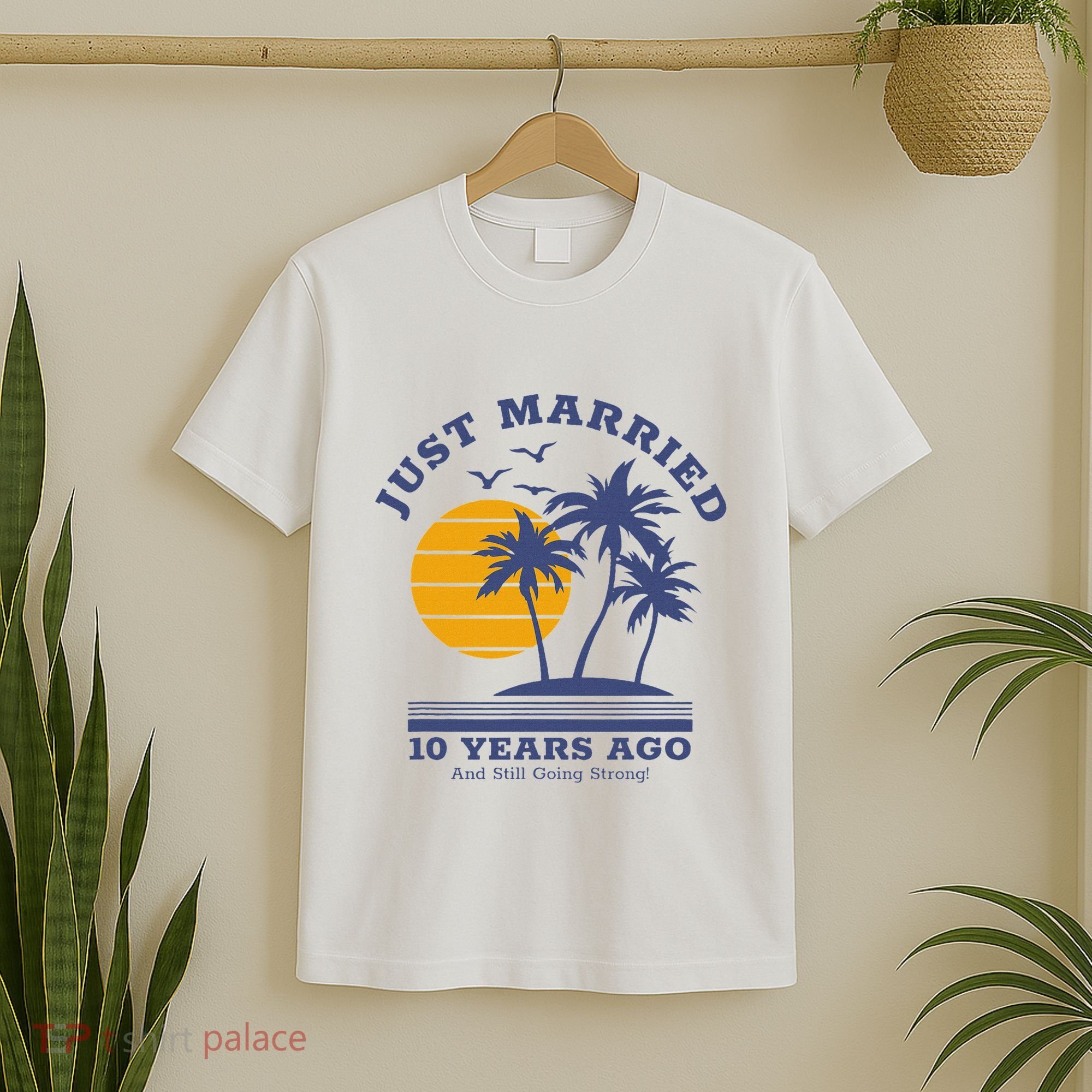 Romantic Matching Couples 10th Wedding Anniversary T-Shirt