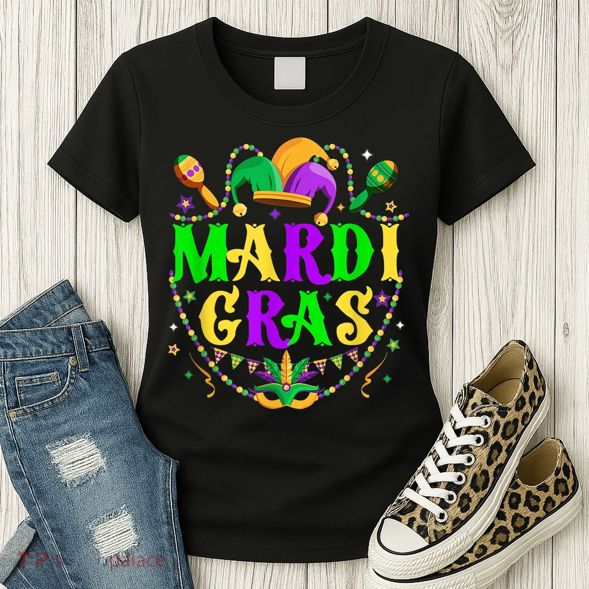 Retro Mardi Gras Party Hat Clothes For m.e.ns K.i.d.s Women's T-Shirt